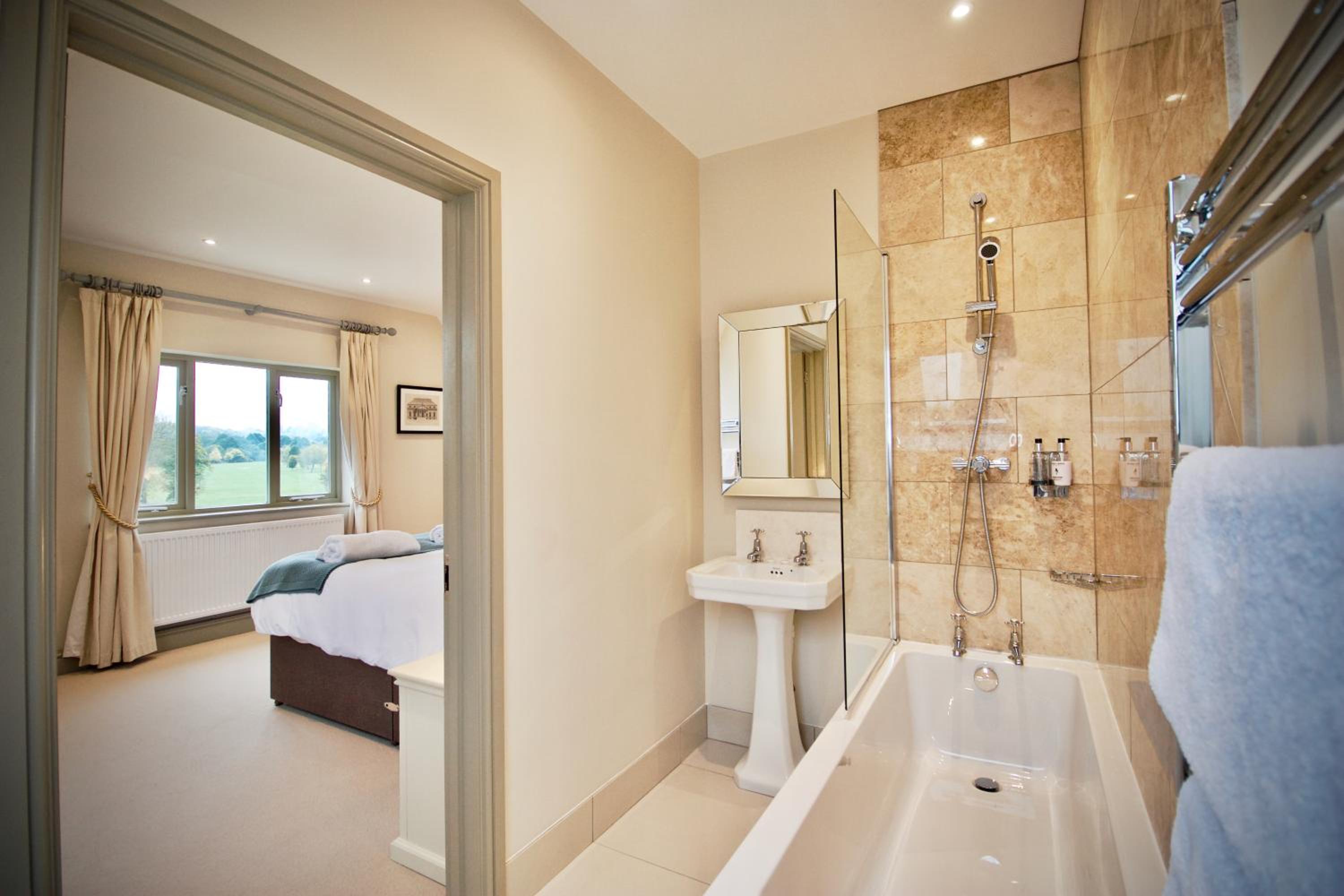 King Suite photo 3
