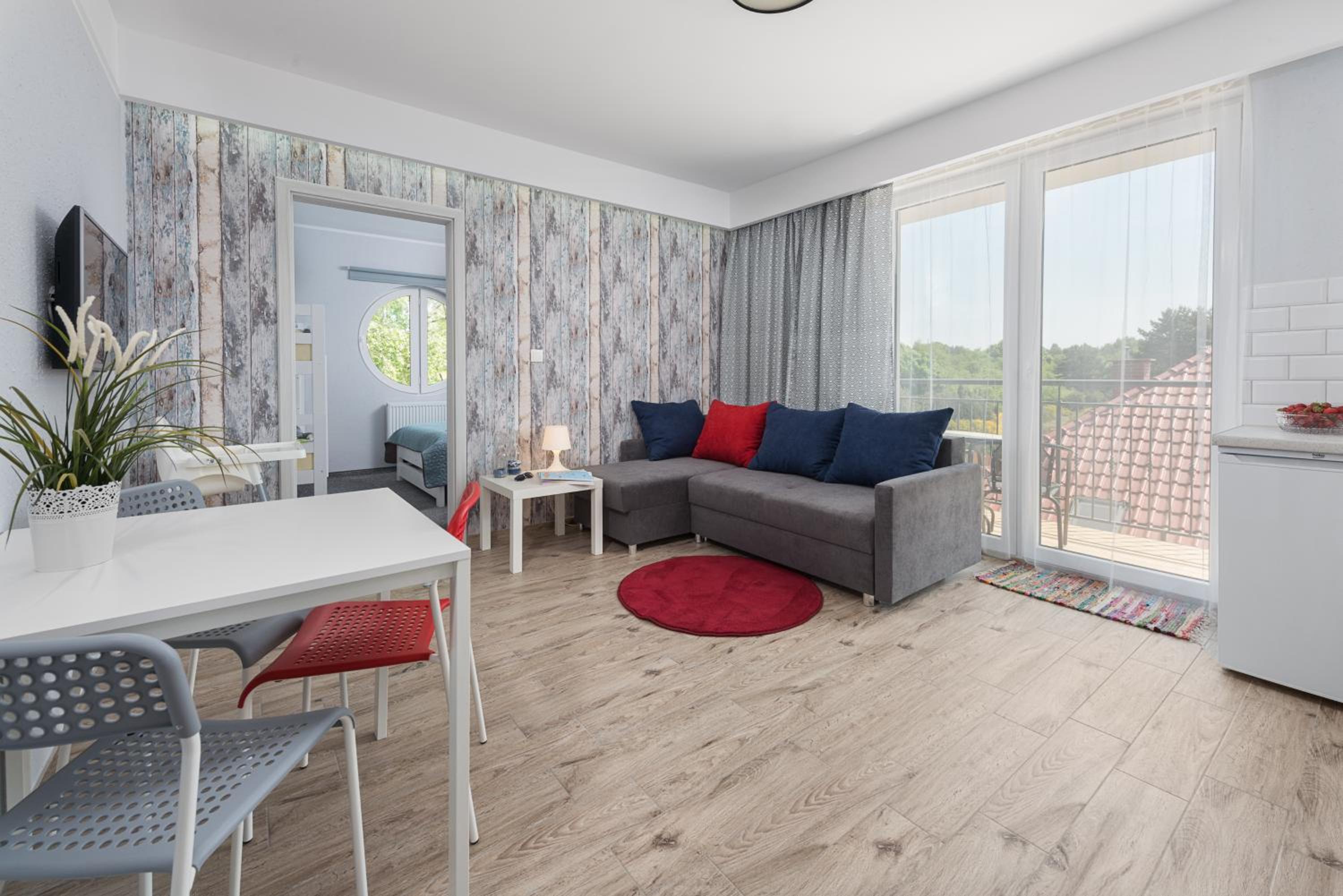 Deluxe Studio with Balcony photo 3