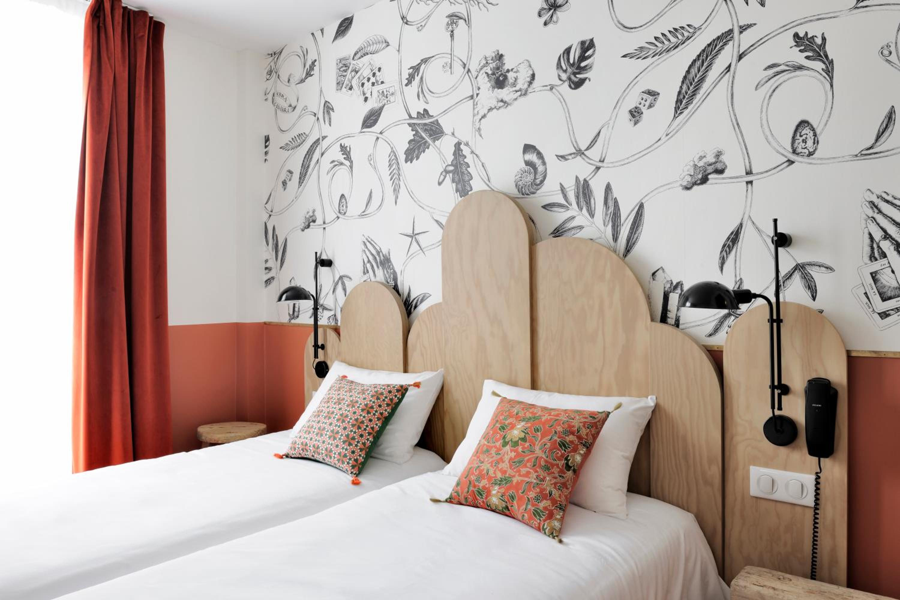 Deluxe Twin Room photo 2