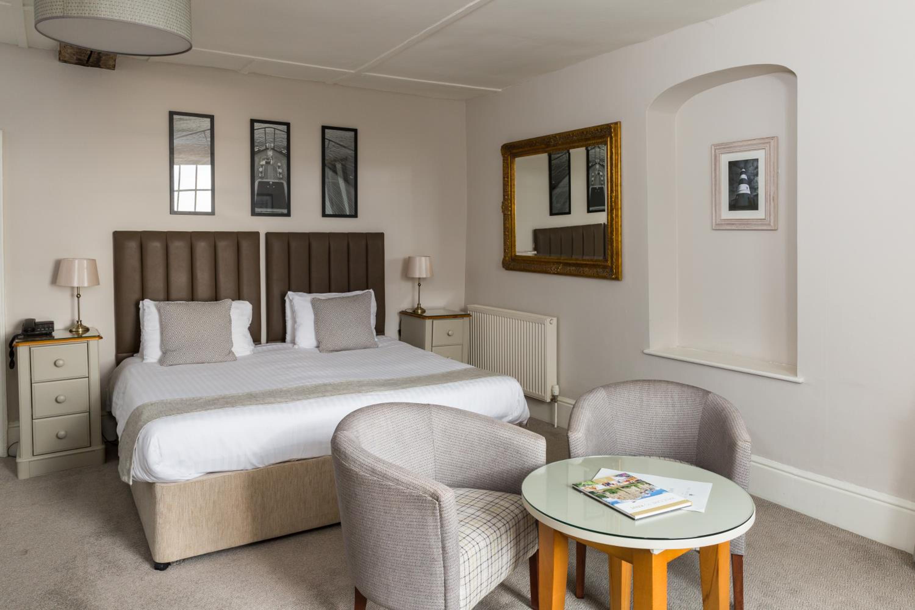 Superior Room - Photo 3