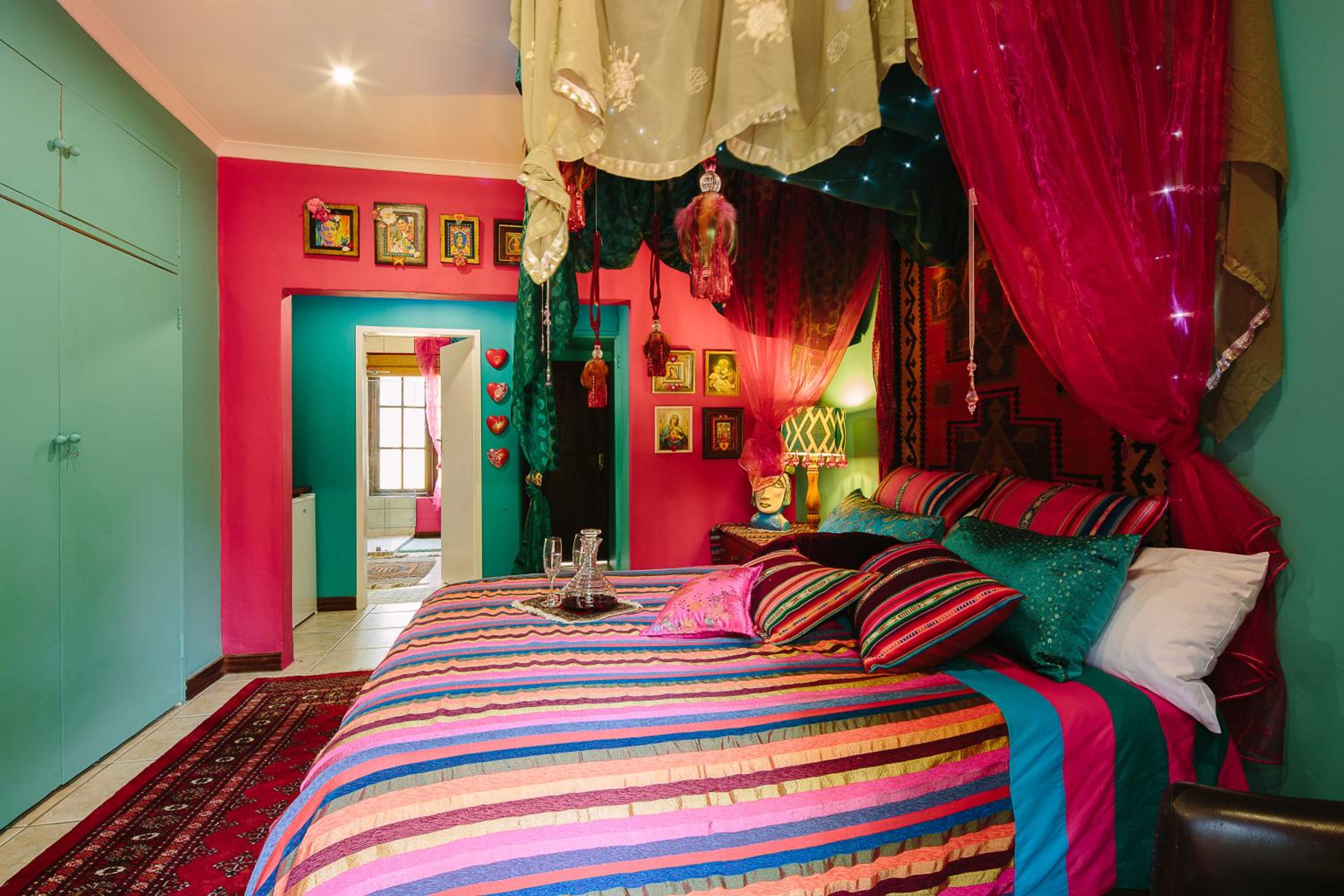 Deluxe Queen Room photo 3