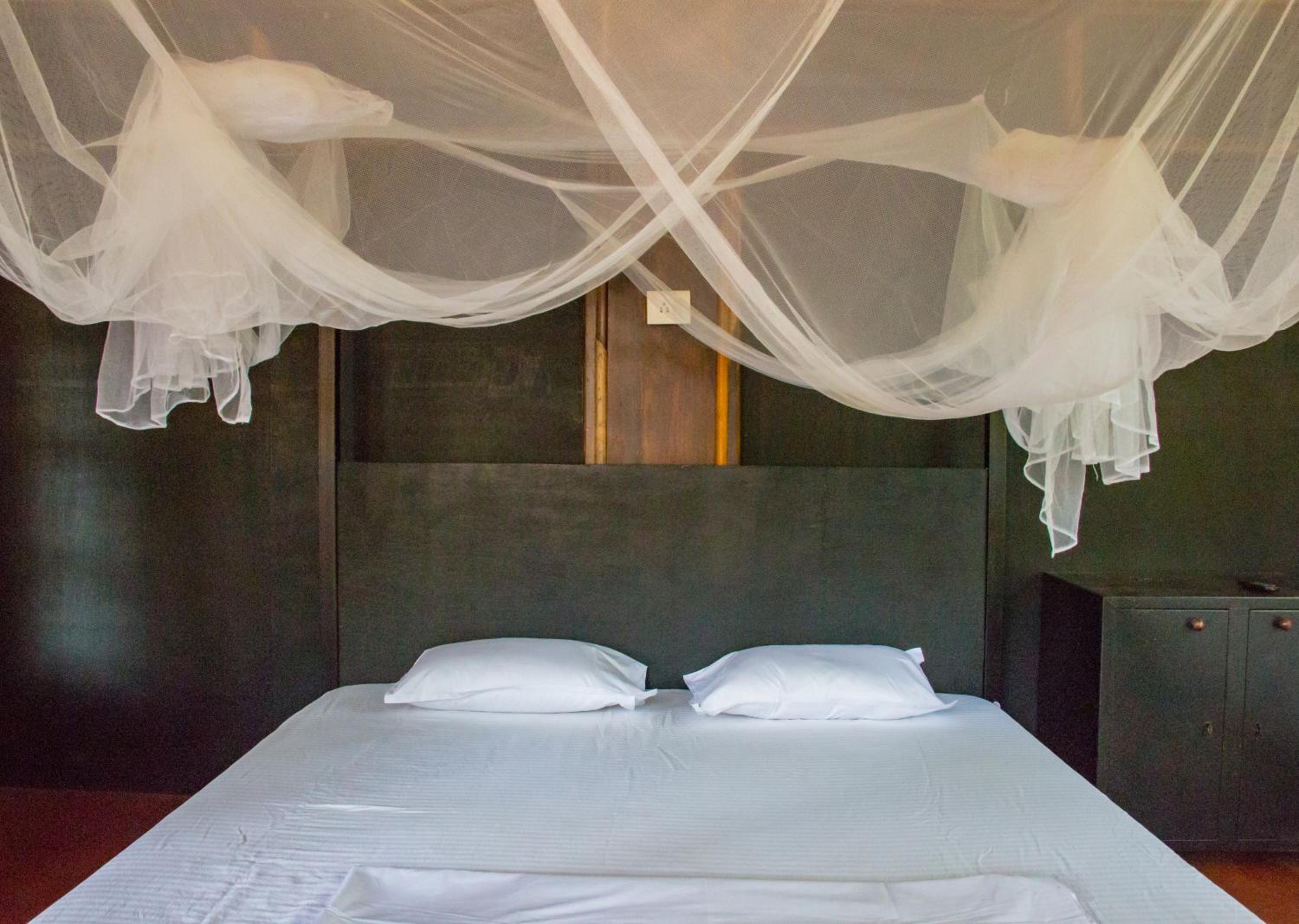 Double Room with Shared Bathroom photo 3