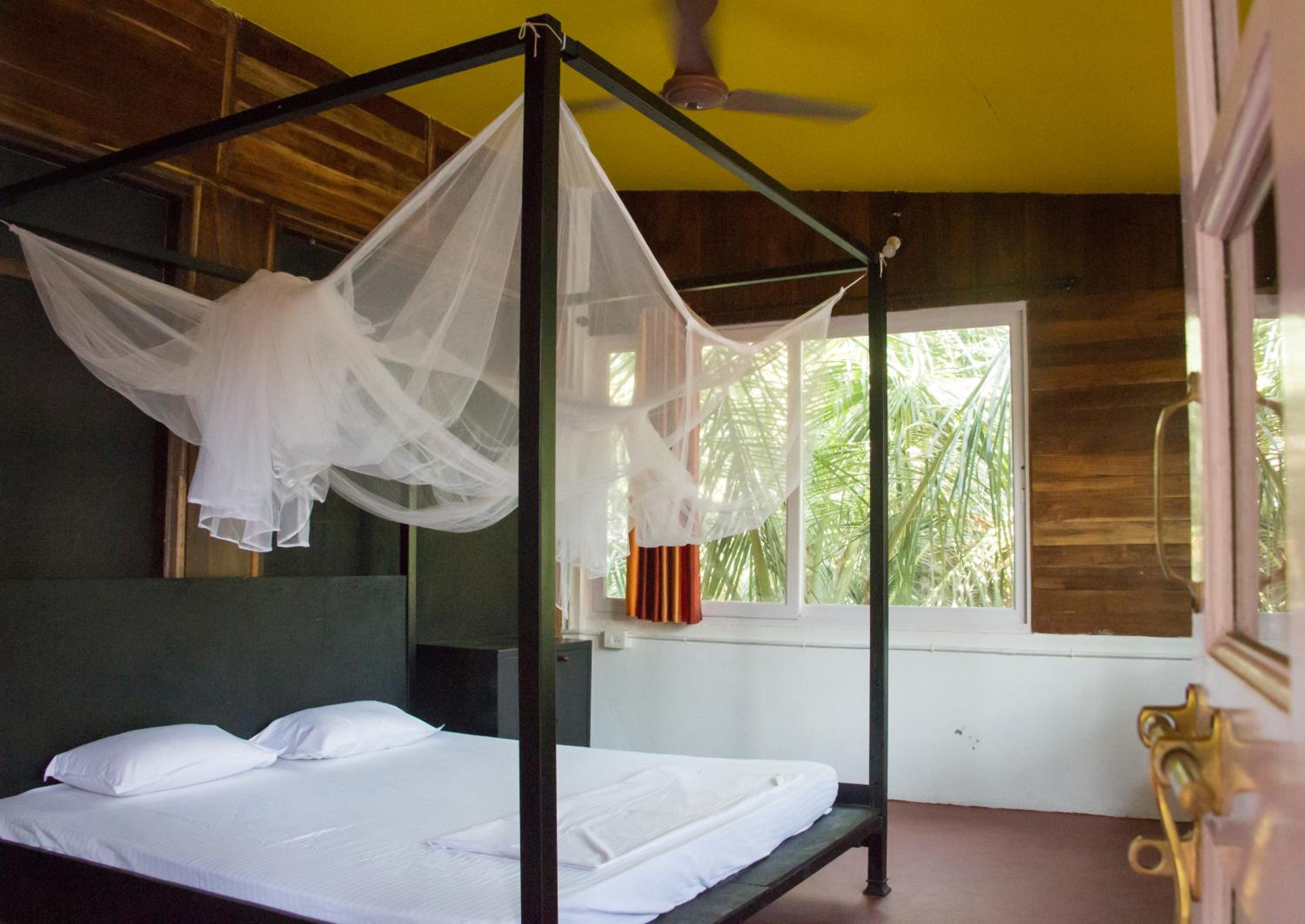 Double Room with Shared Bathroom photo 3
