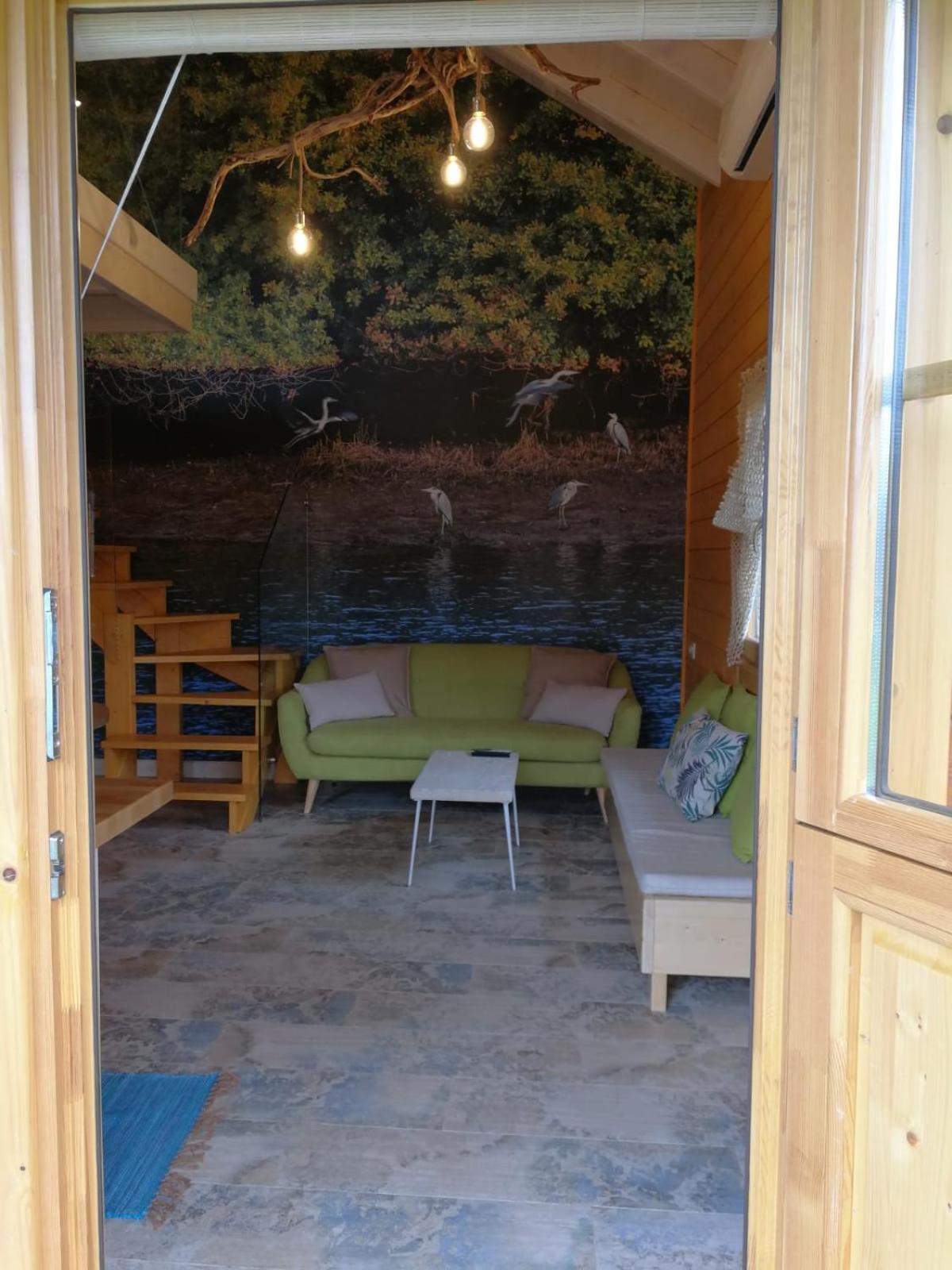 Cottage with Garden View - Photo 12