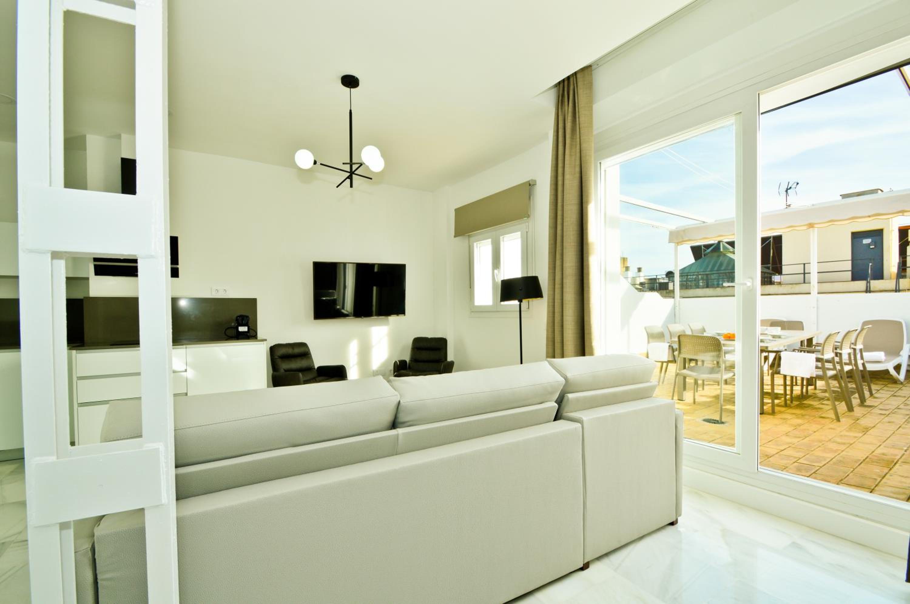 Apartamento con Terraza (SUITE9), San Eloy 38