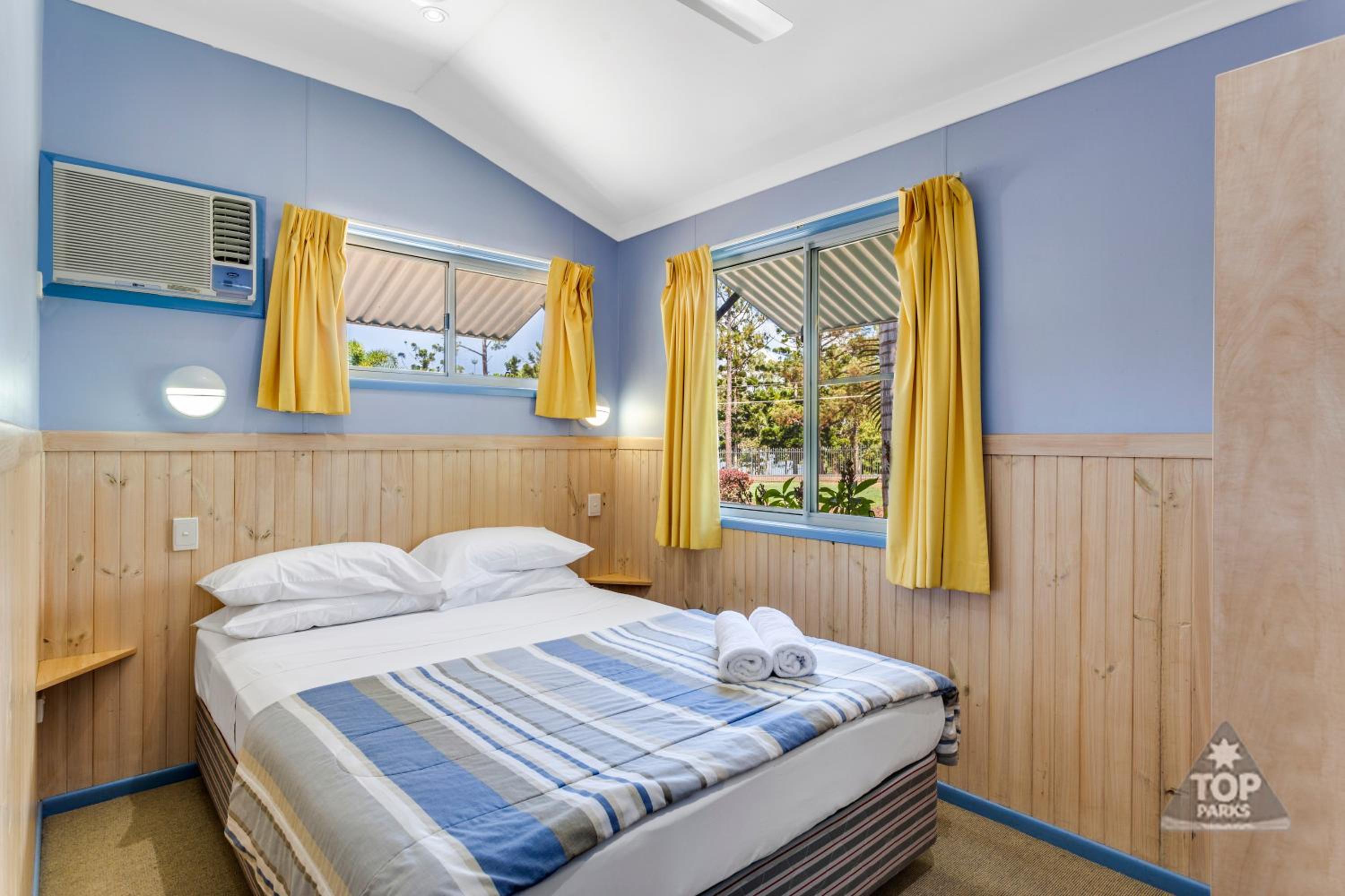 Standard 2 Bedroom Waterview Cabin - S6