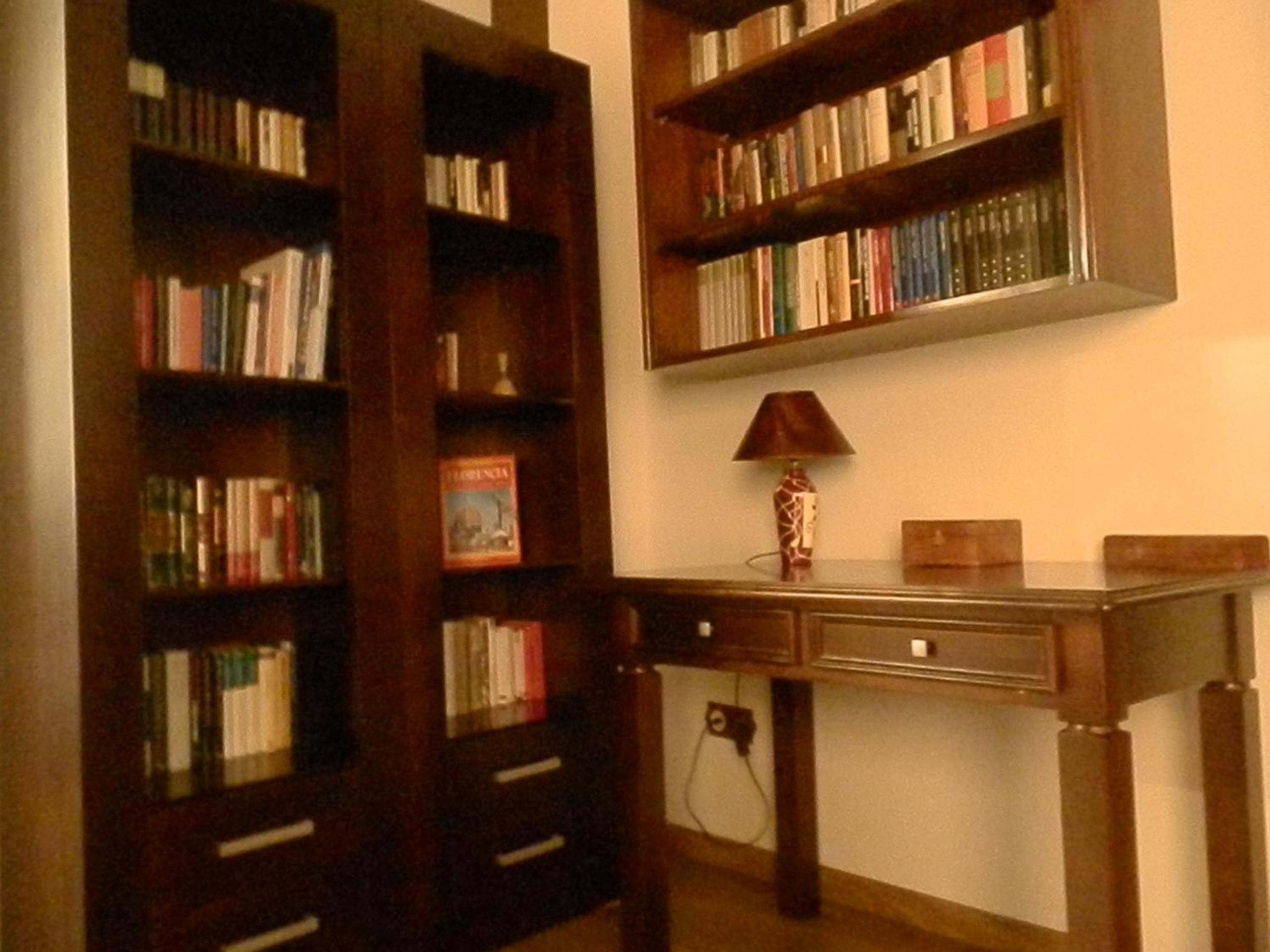 Two-Bedroom Apartment - Photo 25