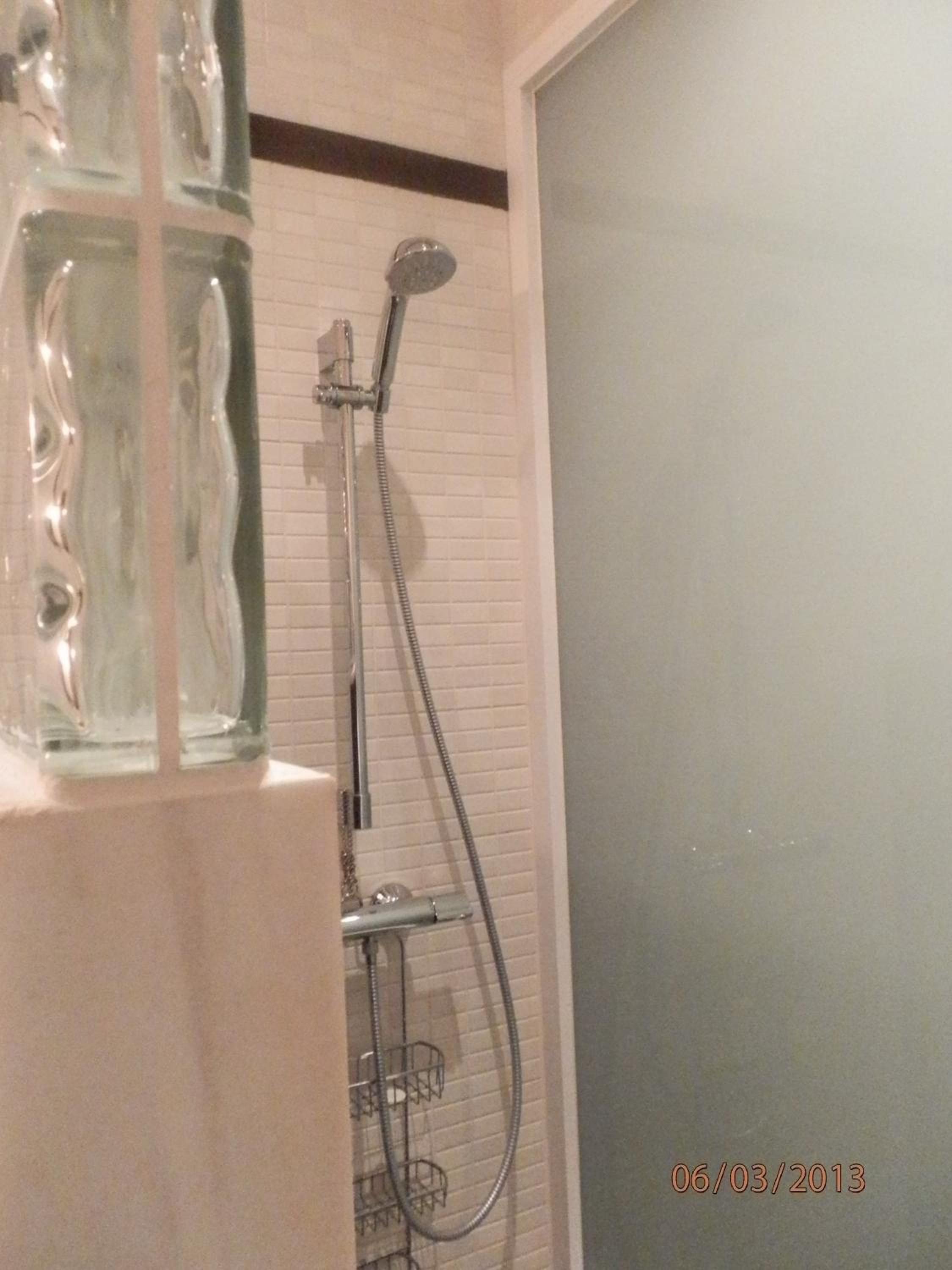 Two-Bedroom Apartment - Photo 26