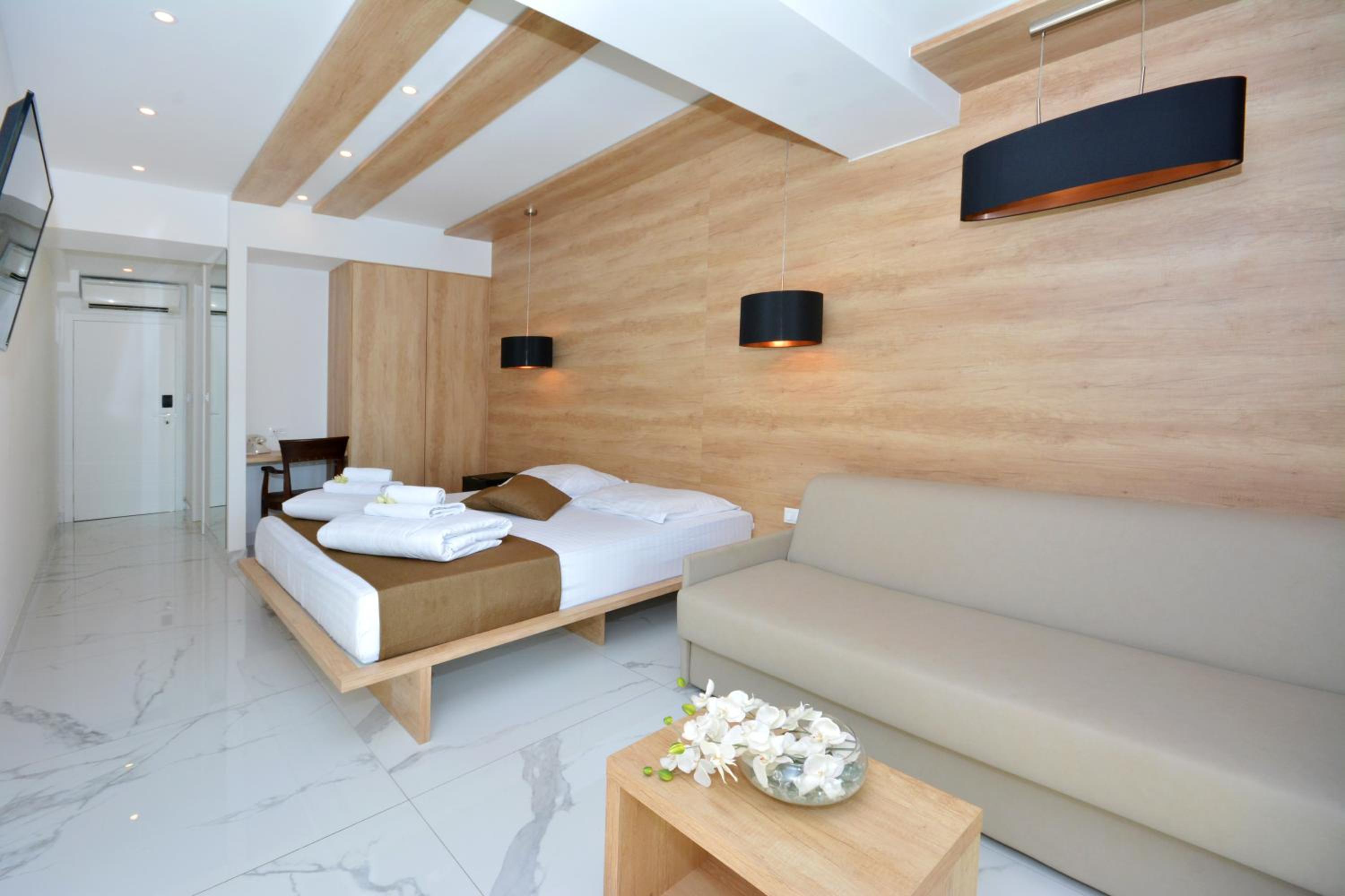 Comfort Quadruple Room with Balcony photo 1