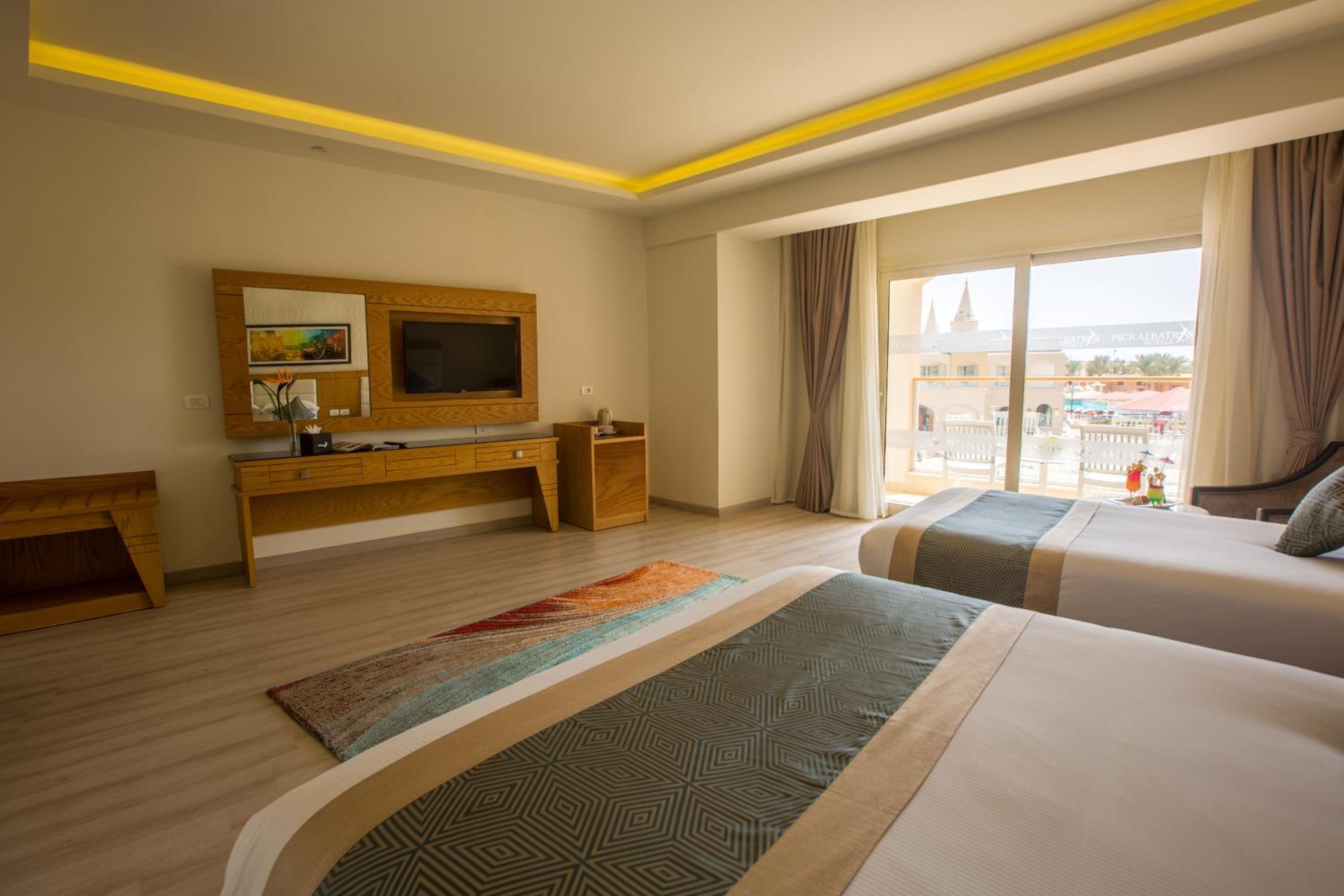 Superior Double or Twin Room (2 Adults + 2 Children) photo 2
