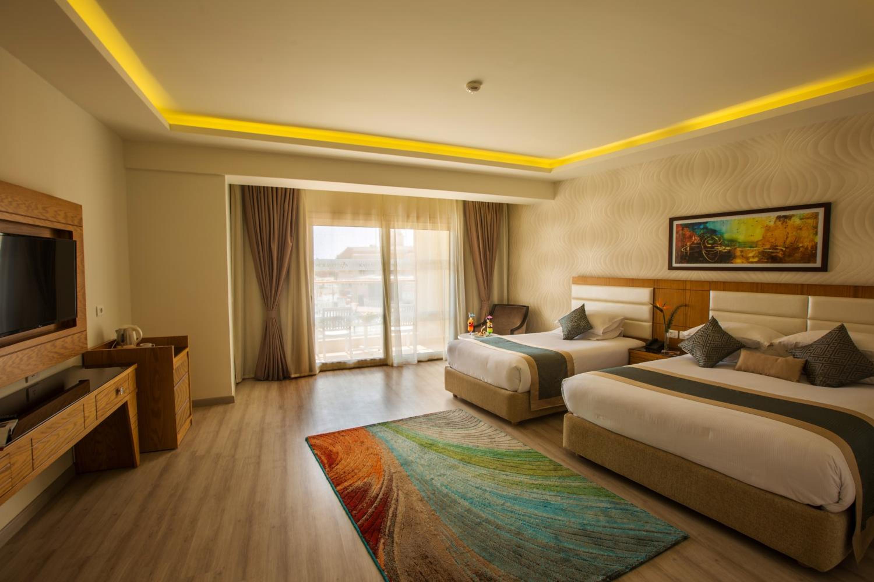 Deluxe Room with Aqua Park View