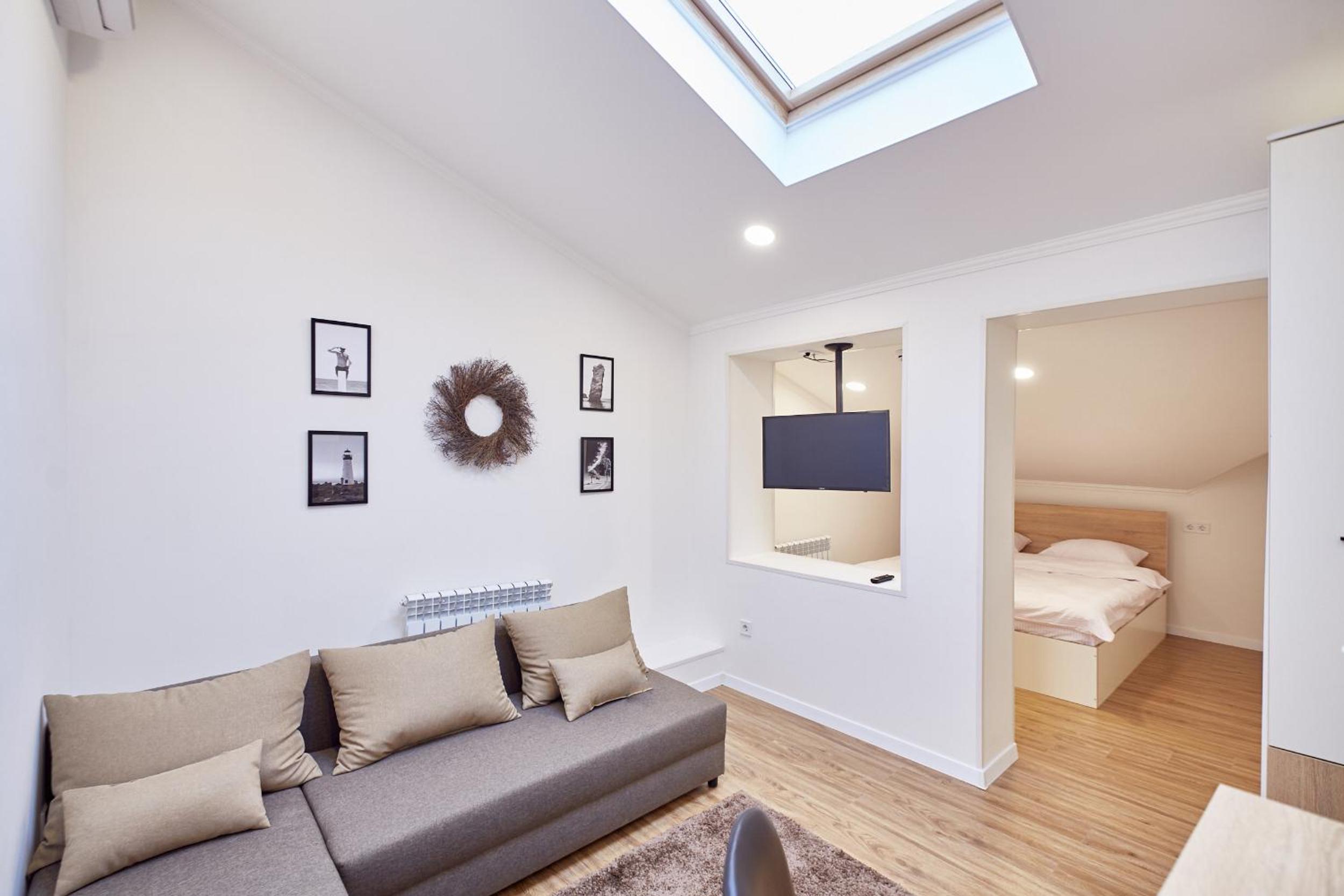Deluxe Apartment