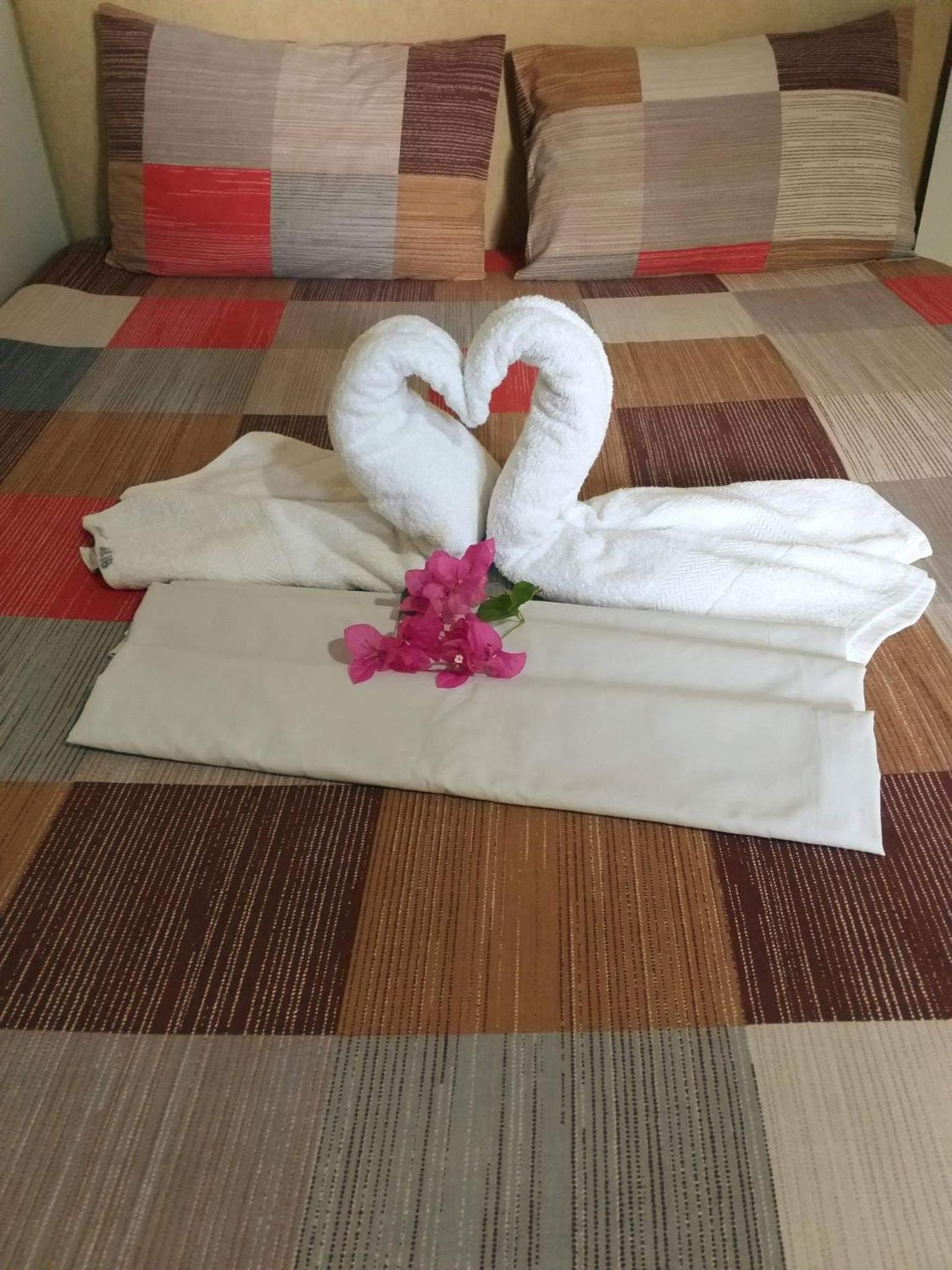 Deluxe Room - Photo 6
