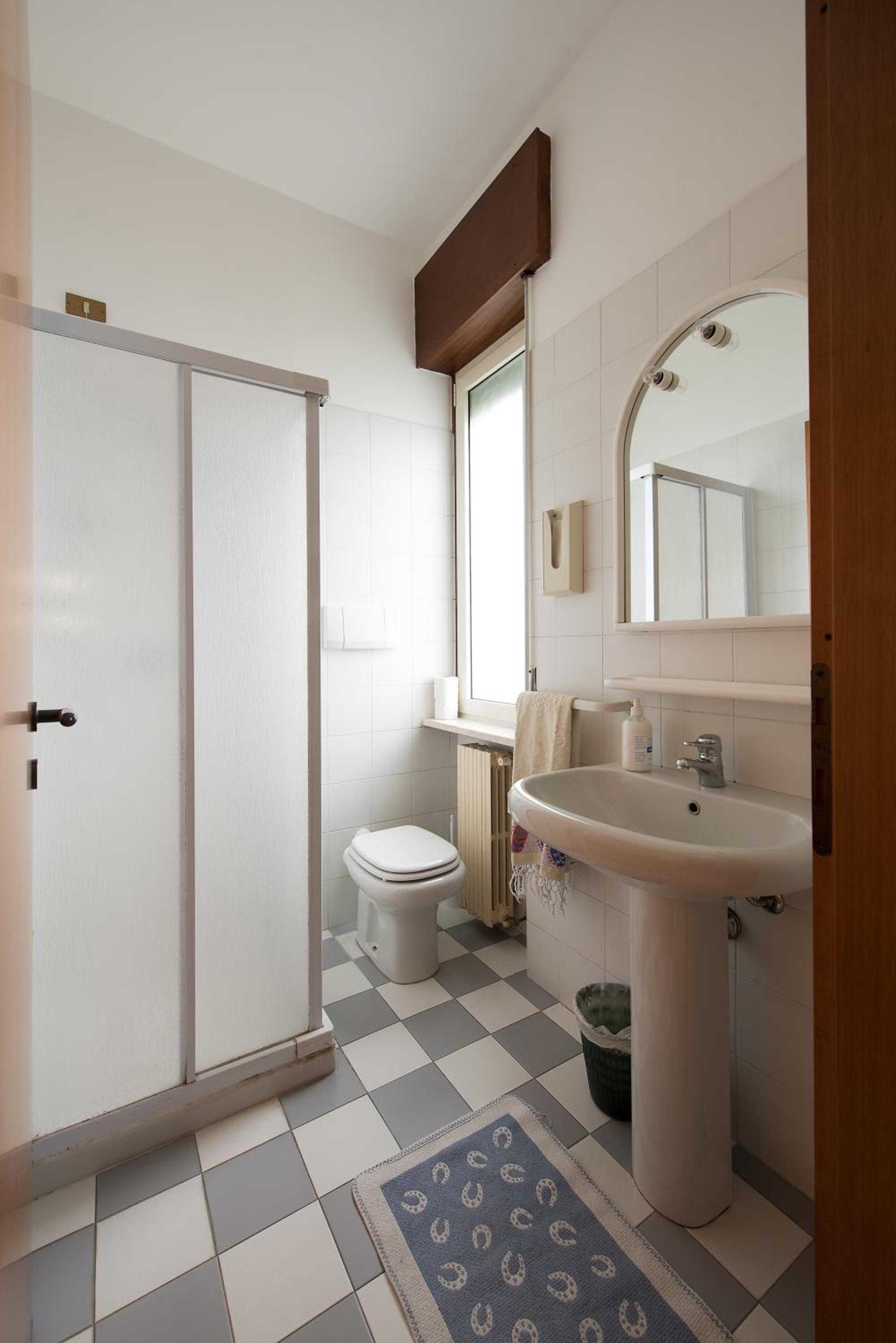 Quadruple Room With Private Bathroom photo 3