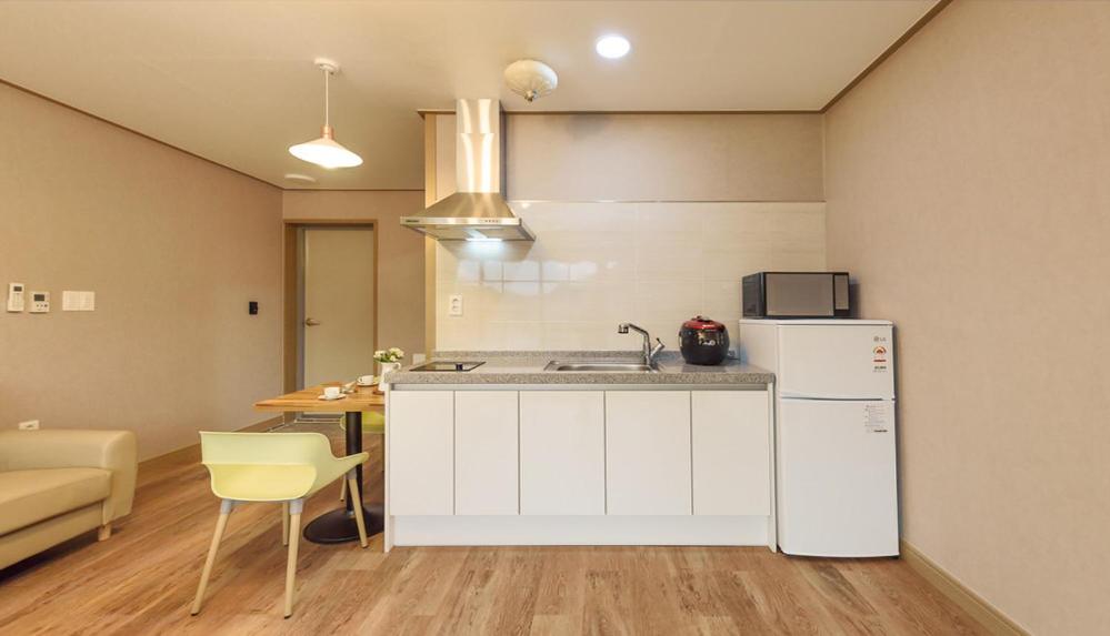 One-Bedroom House photo 3