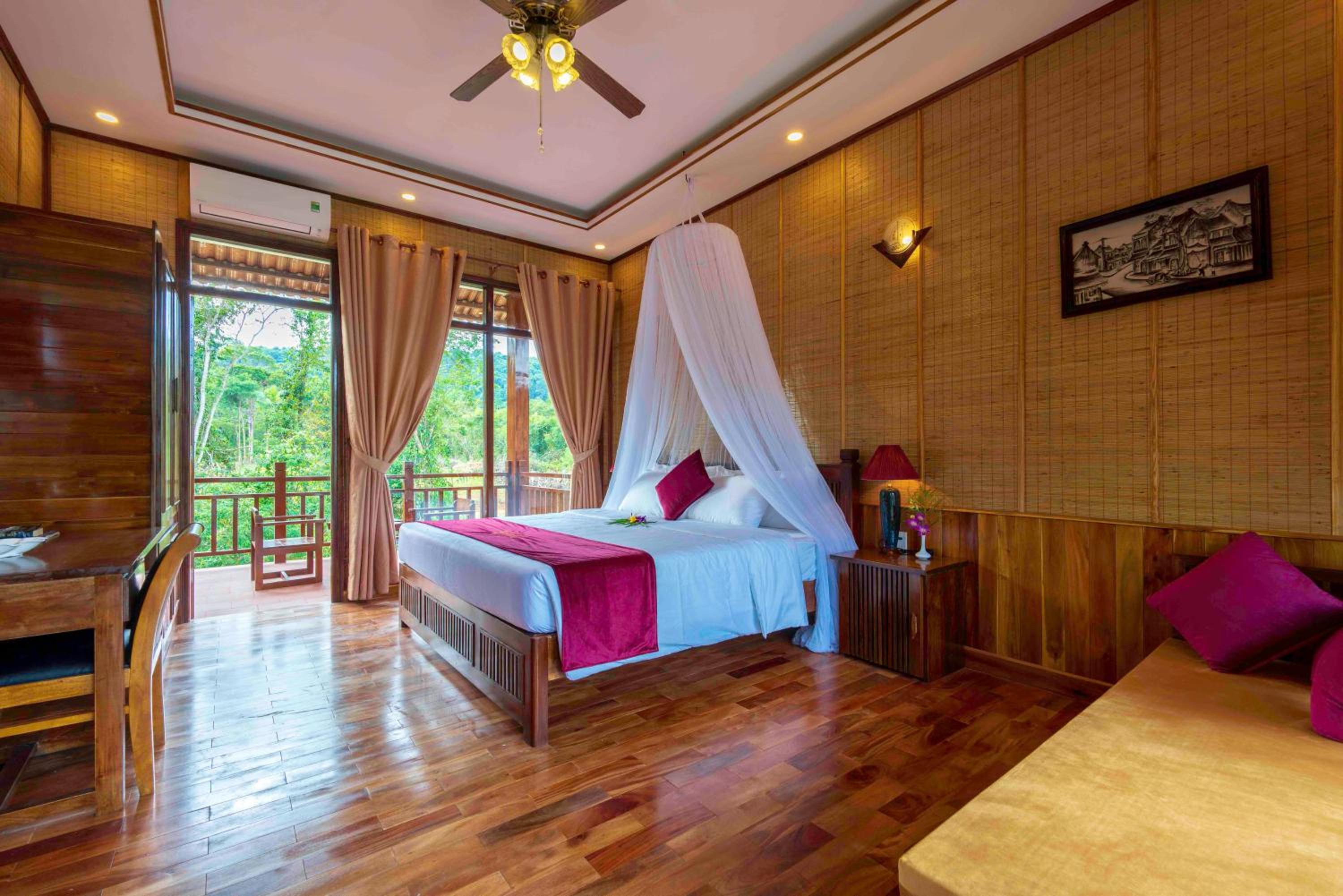 Bungalow with Pool View - Photo 6