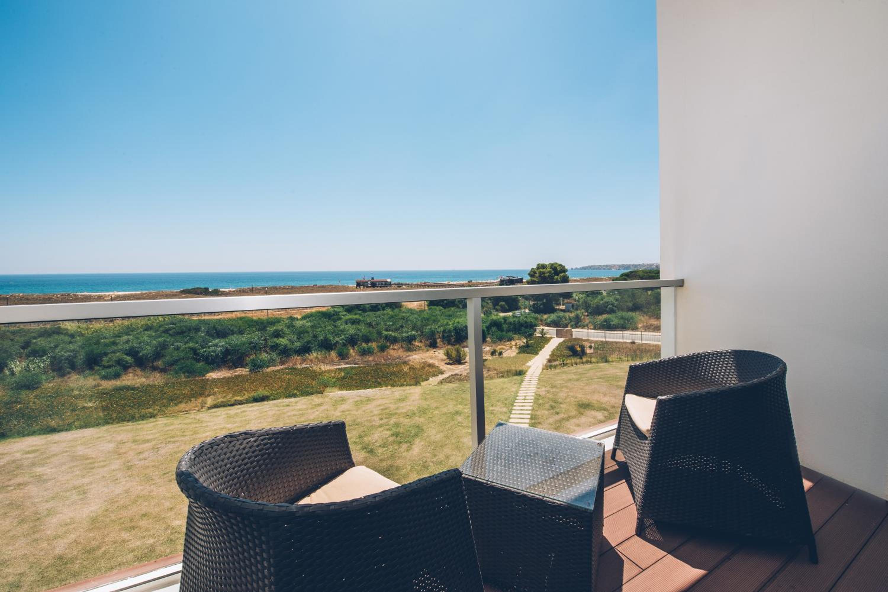 Double Room with Sea View - Photo 5