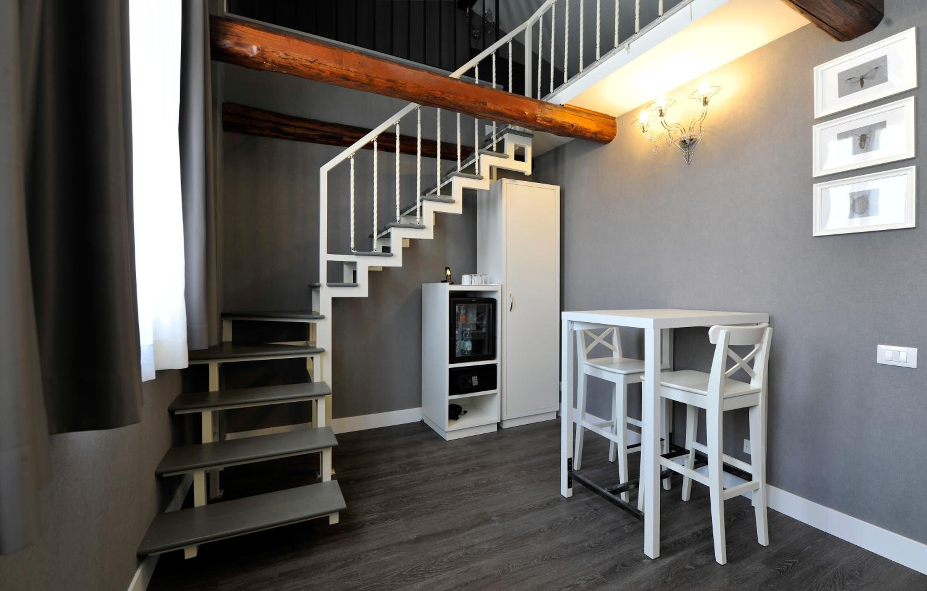 Loft - Split Level (2 Adults) - Photo 2