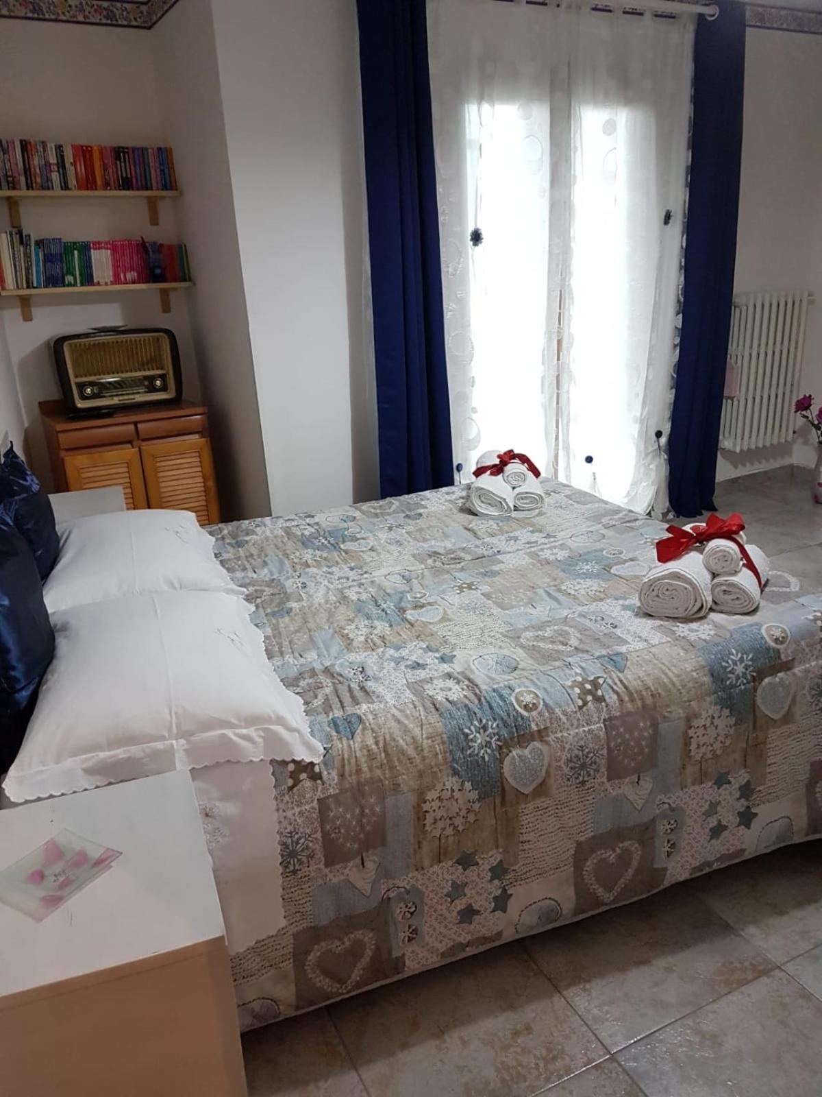 Triple Room with Private Bathroom - Photo 1