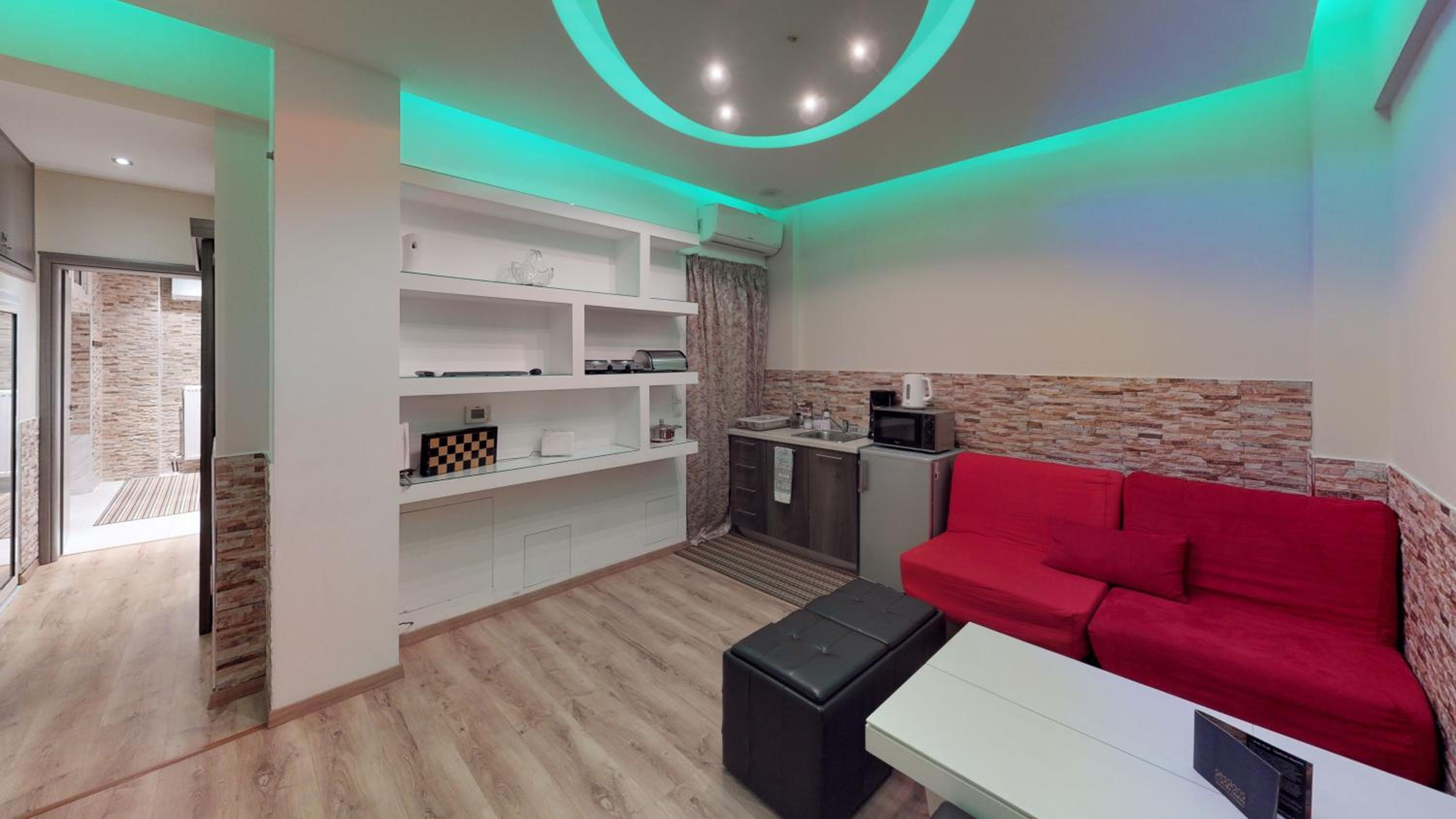 Suite with Hot Tub
