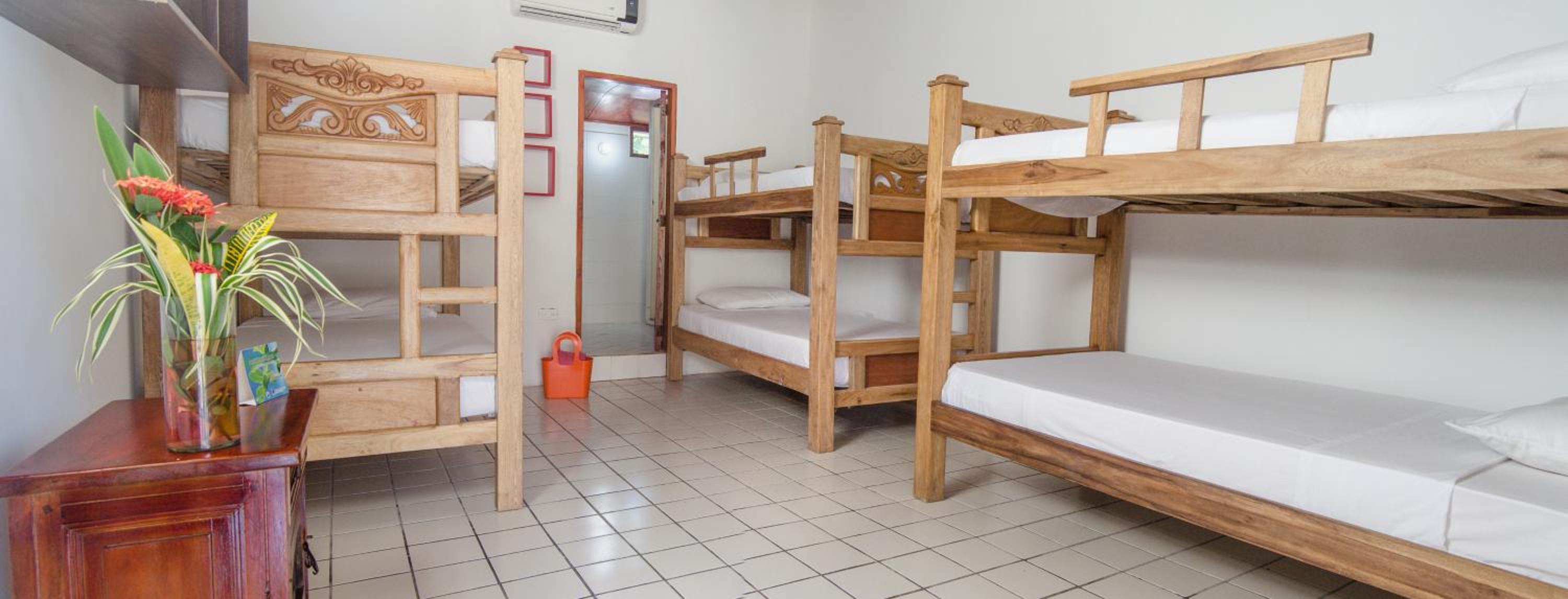 Family Room (5 Adults)