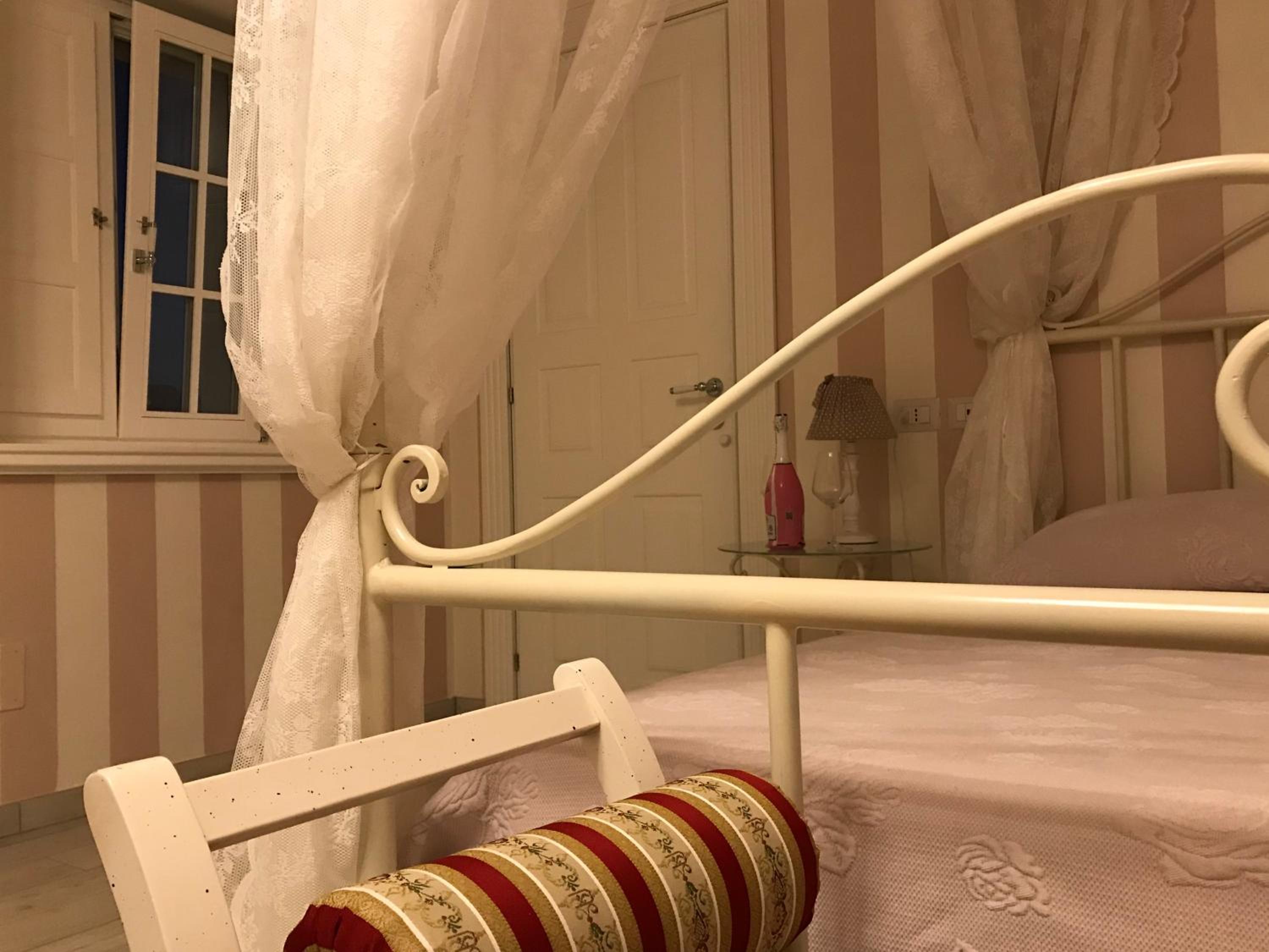 Deluxe Double Room with Shower photo 1