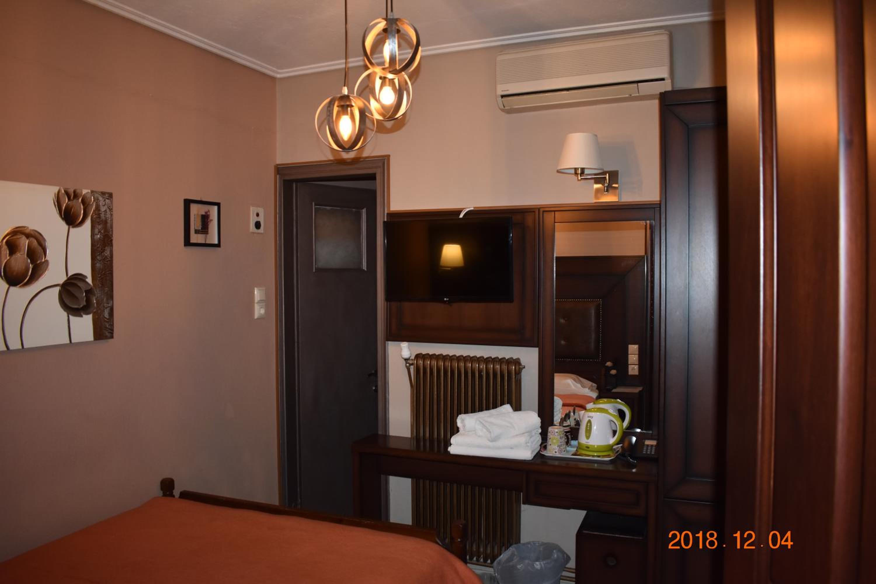 Economy Internal Double Room - No View - Photo 14