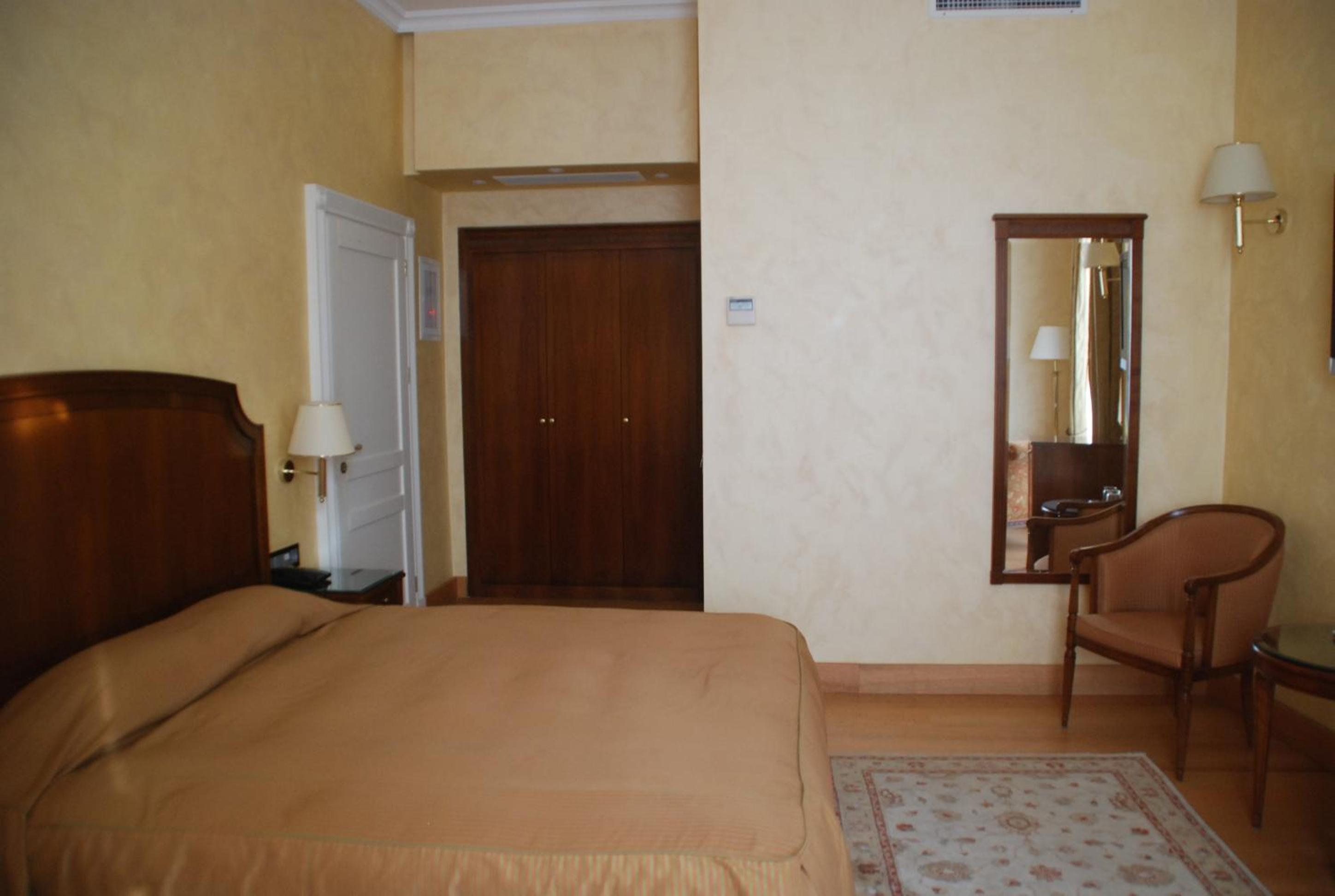 Junior Suite - Photo 8
