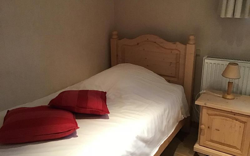 Single Room with Bathroom photo 1