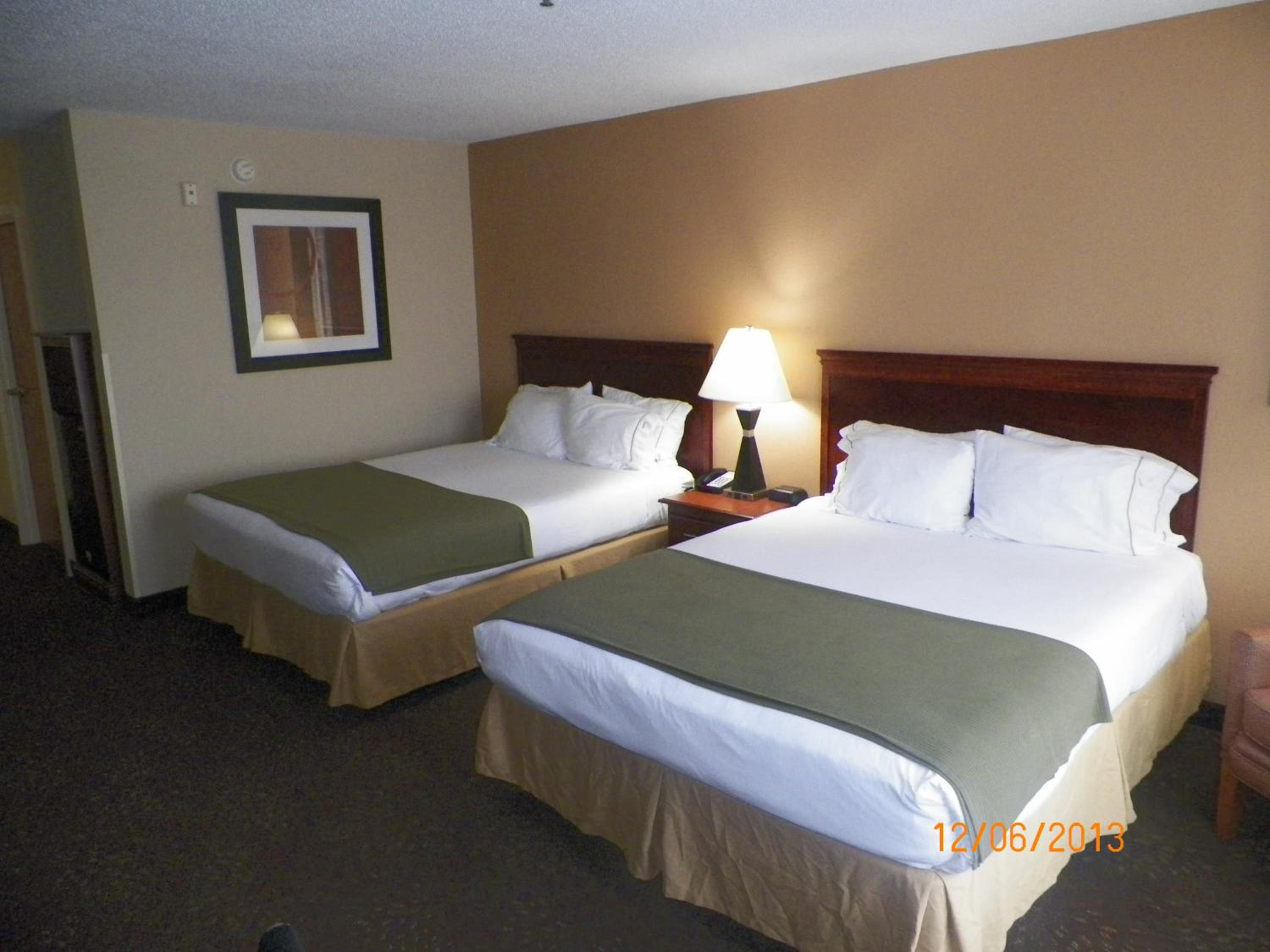 Queen Suite