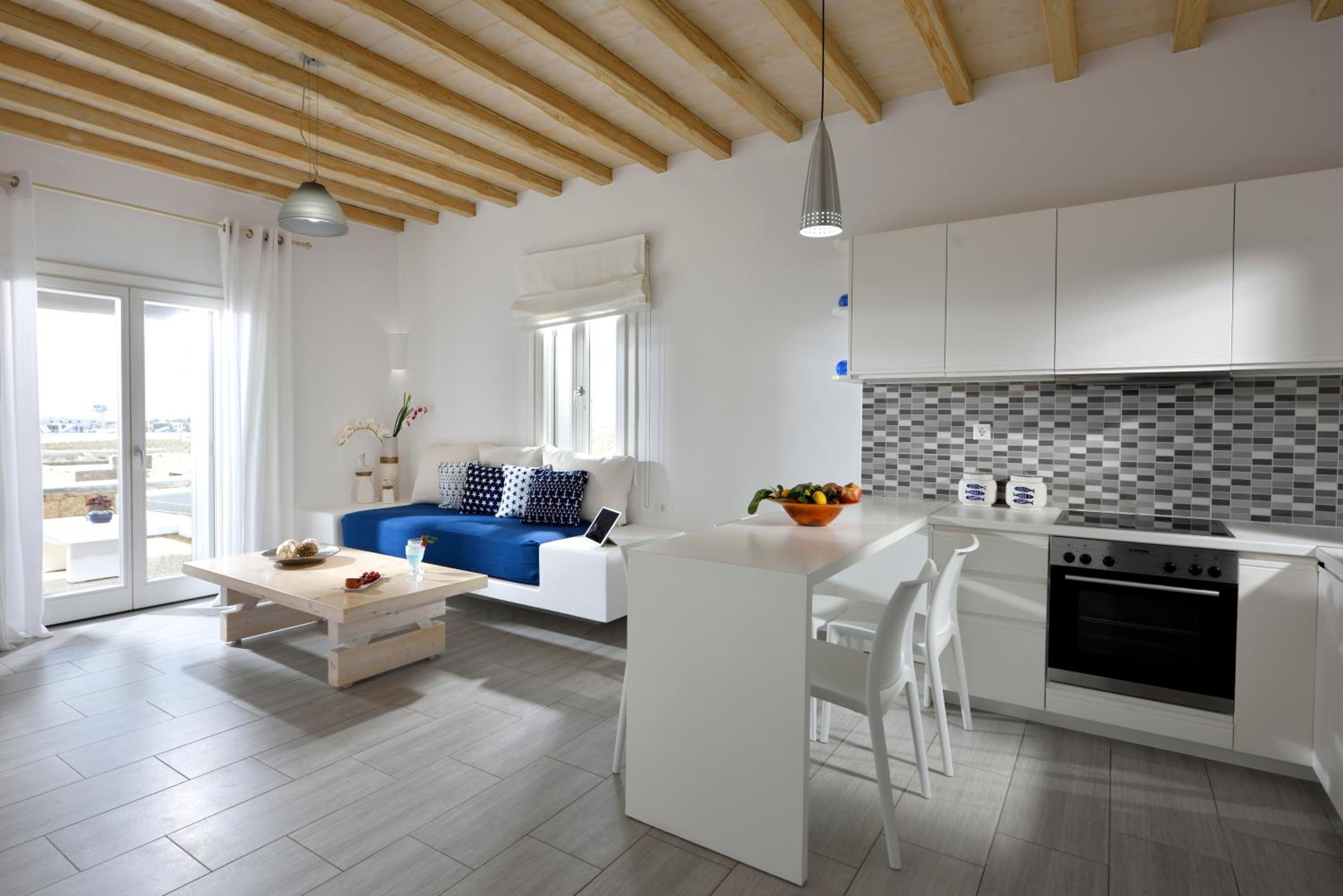 Two-Bedroom Apartment - Photo 2