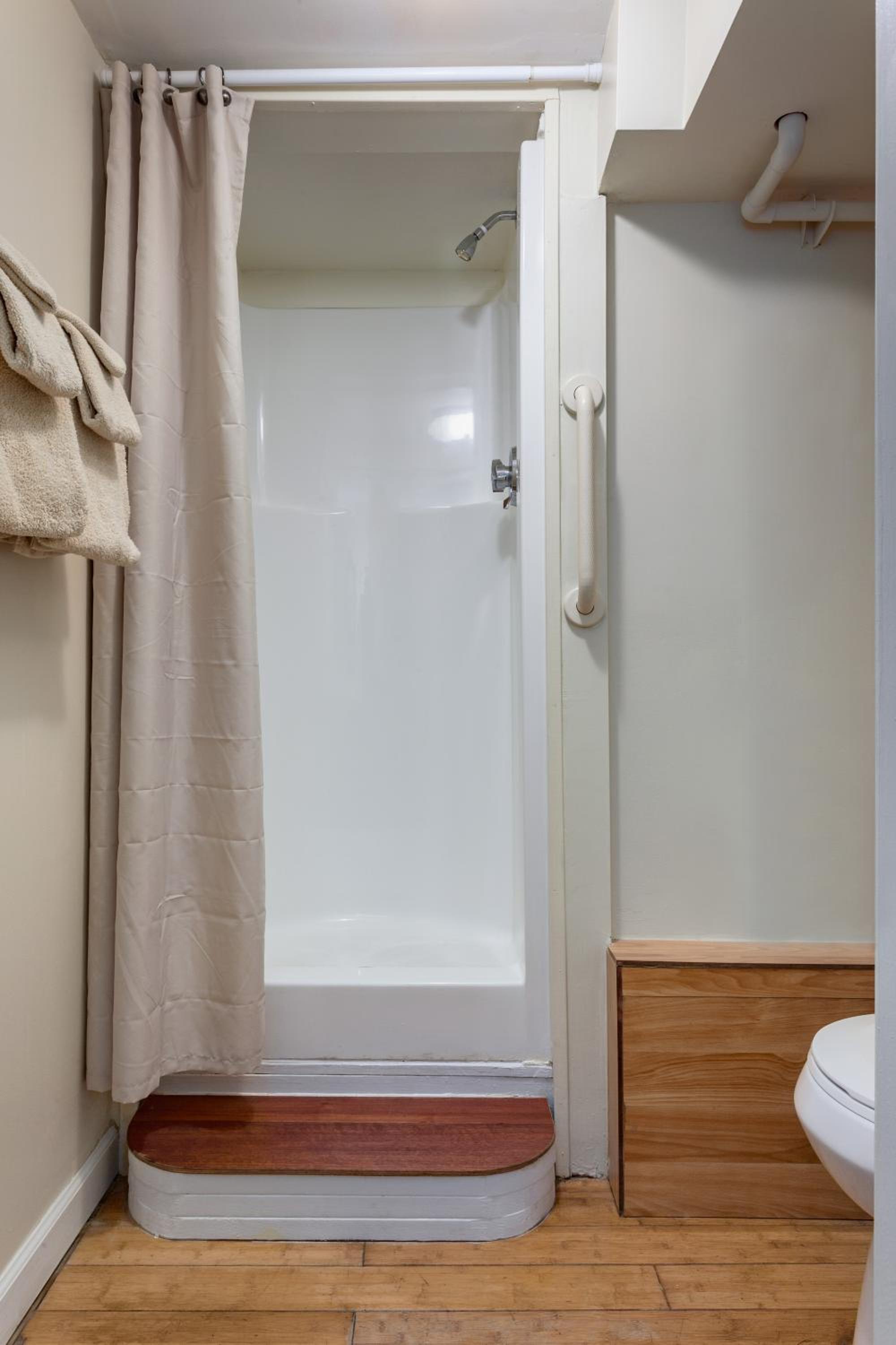 Queen Room with Garden View photo 2
