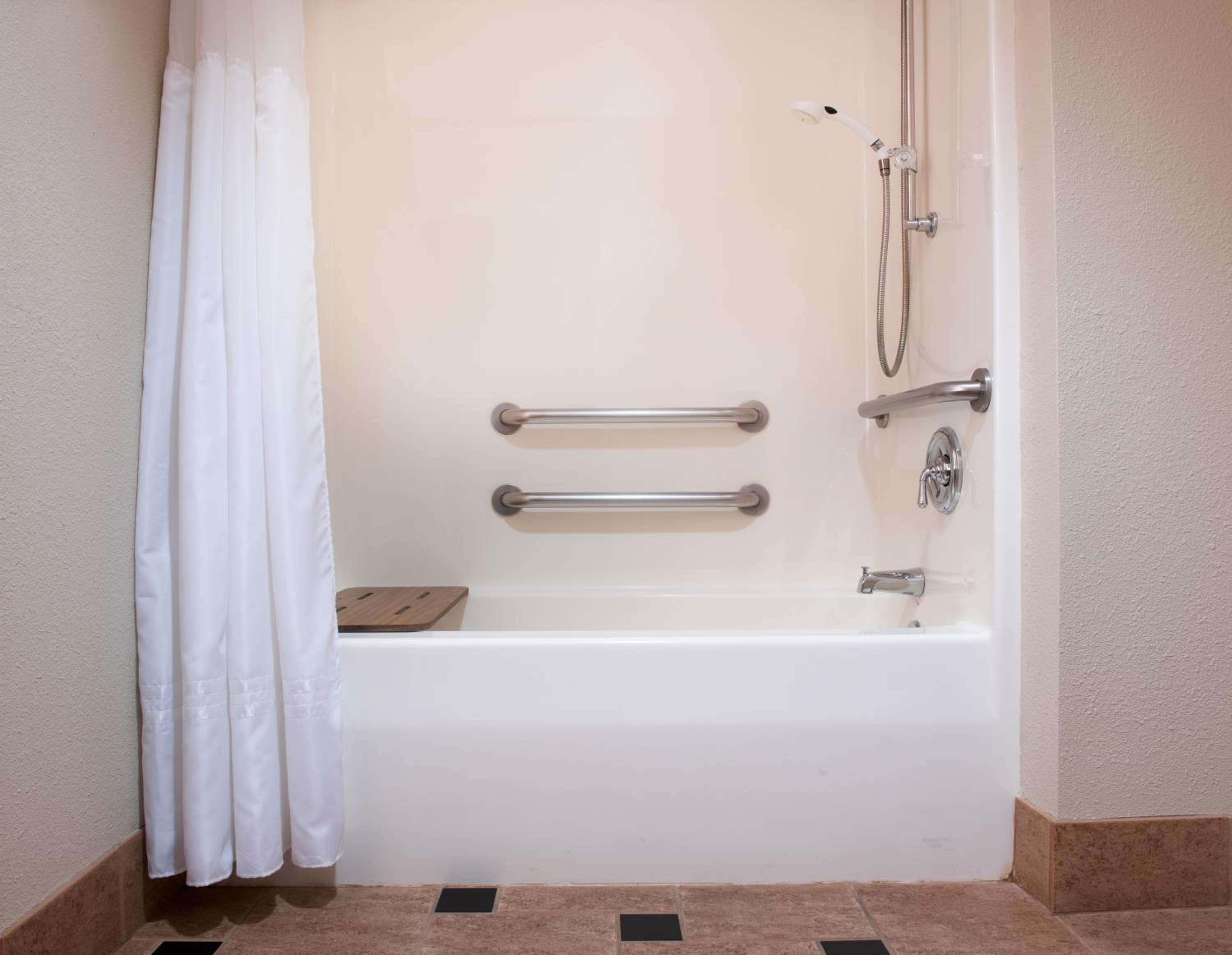 Studio Suite - Disability Access - Photo 3