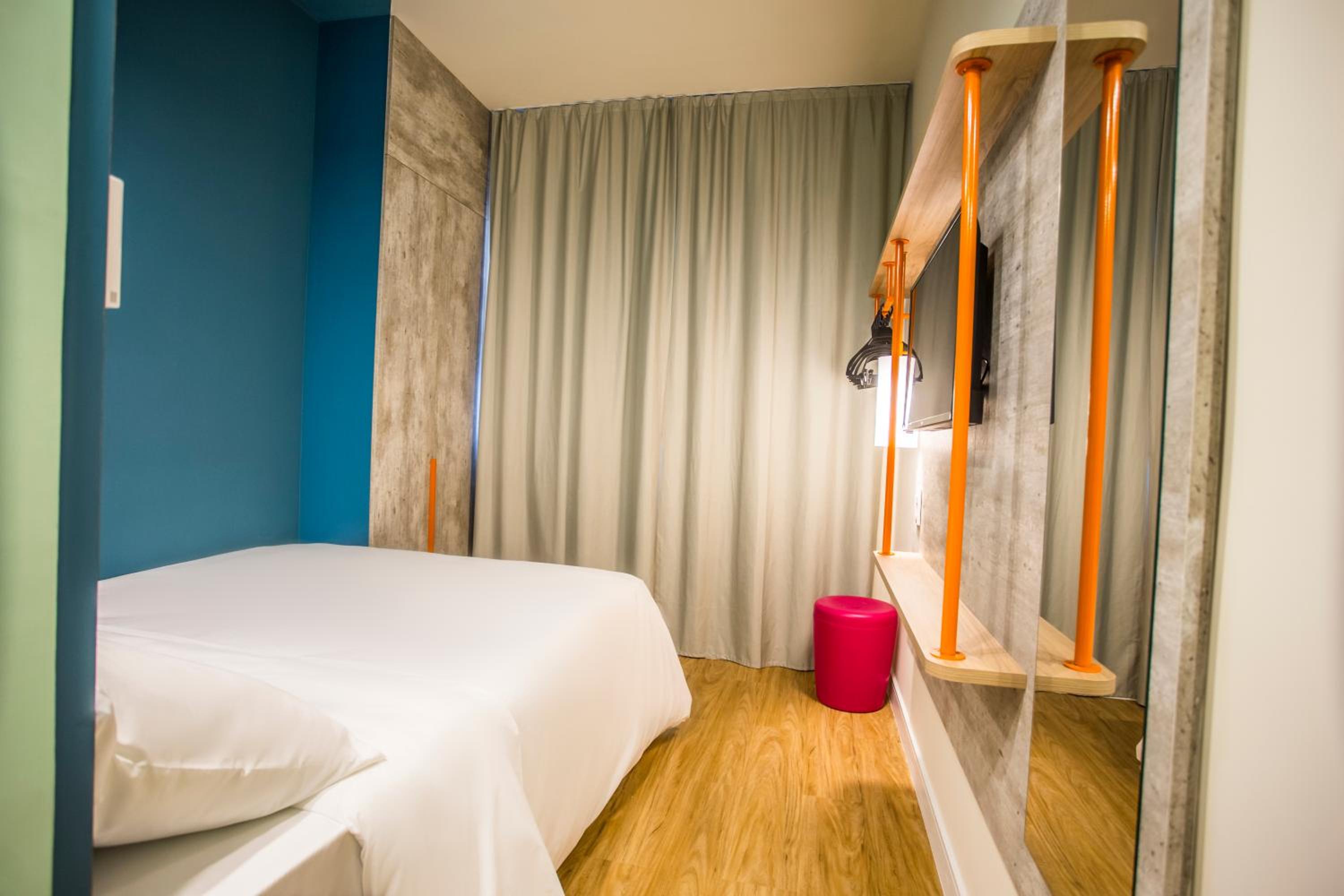 Triple Room with Double bed and Single Bed - Photo 3
