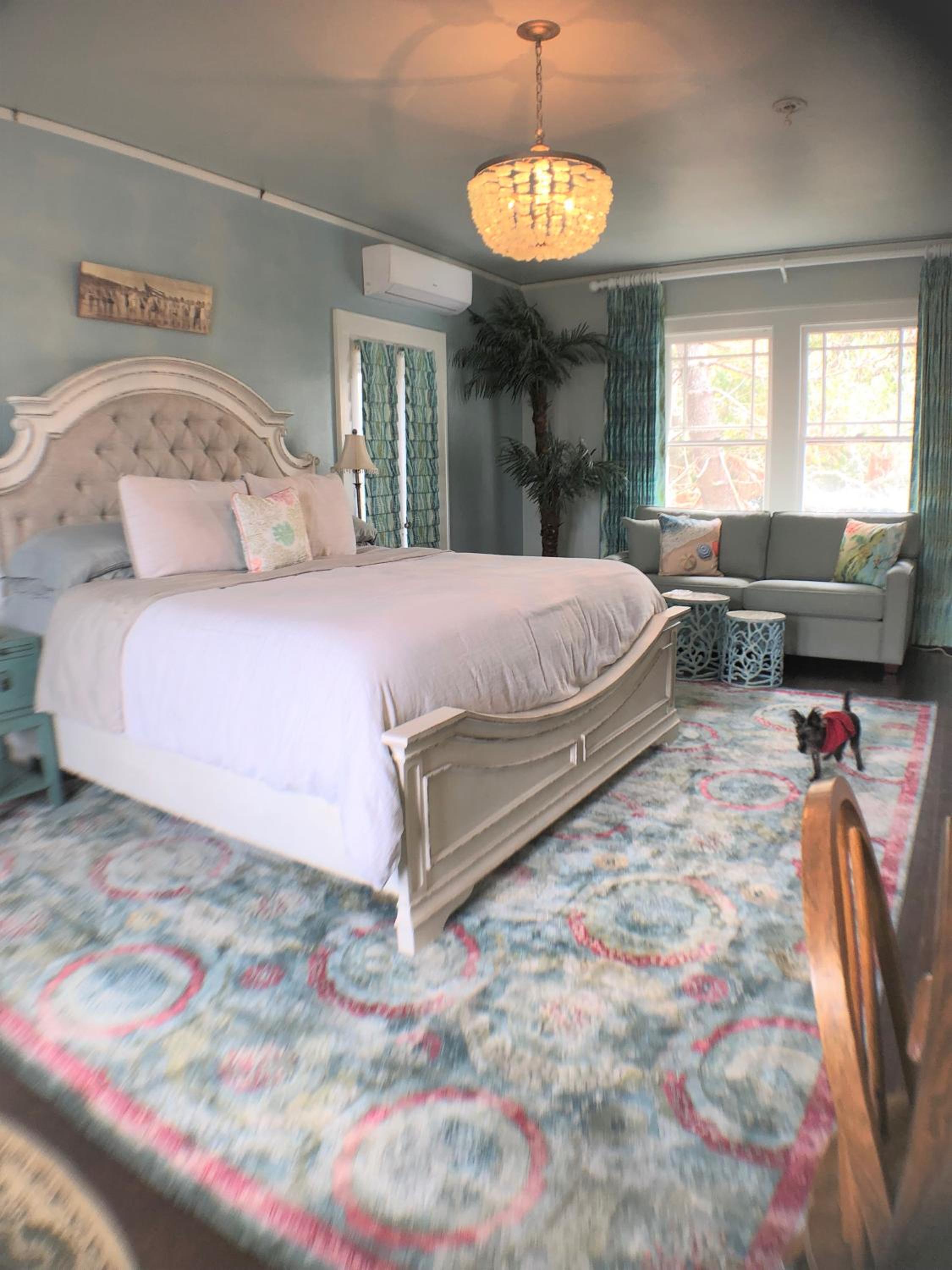 King Suite with Spa Bath photo 3