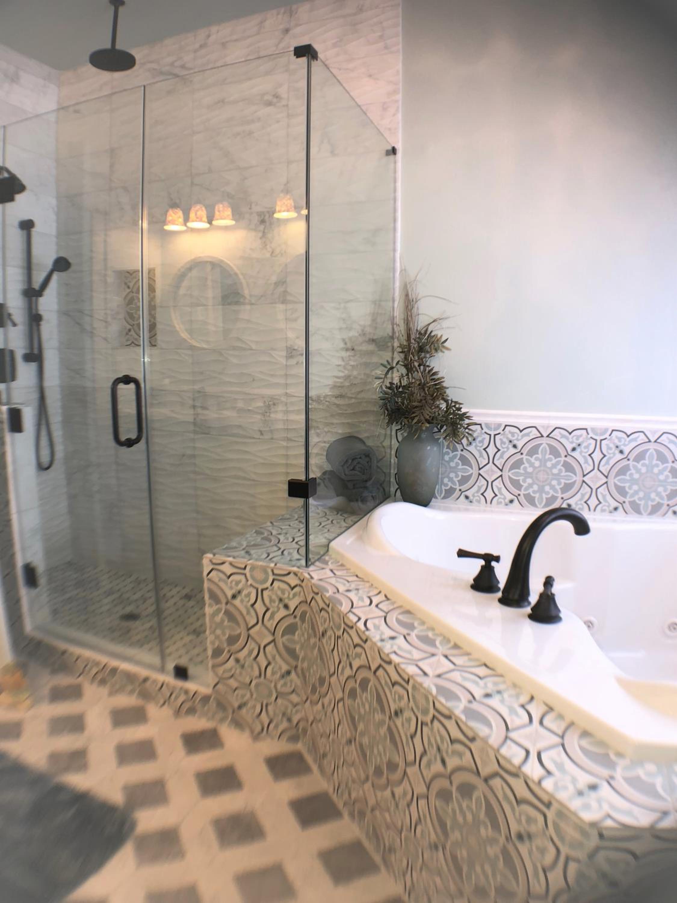 King Suite with Spa Bath photo 2