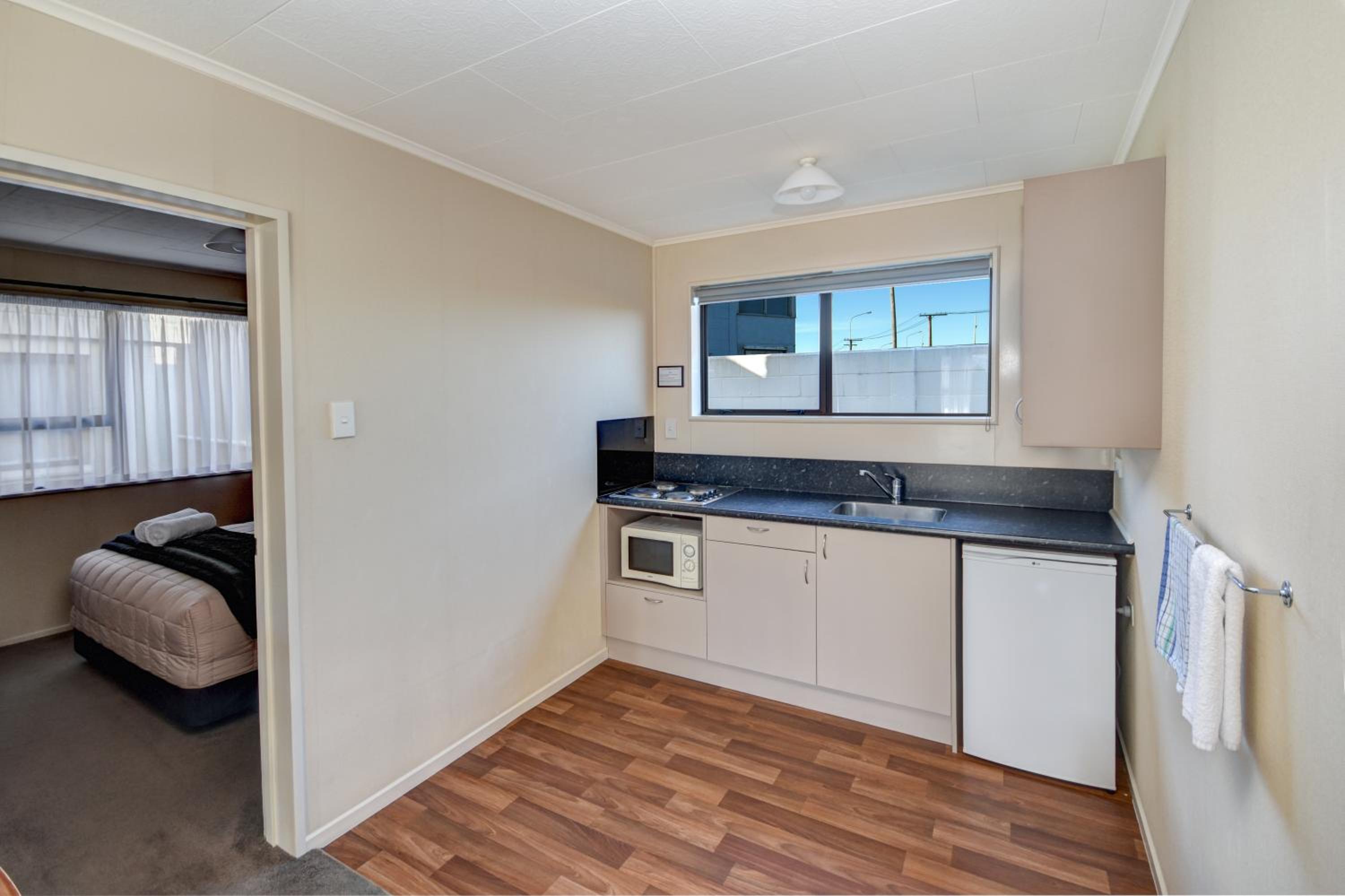 Two-Bedroom Apartment (4 Adults) - Photo 3