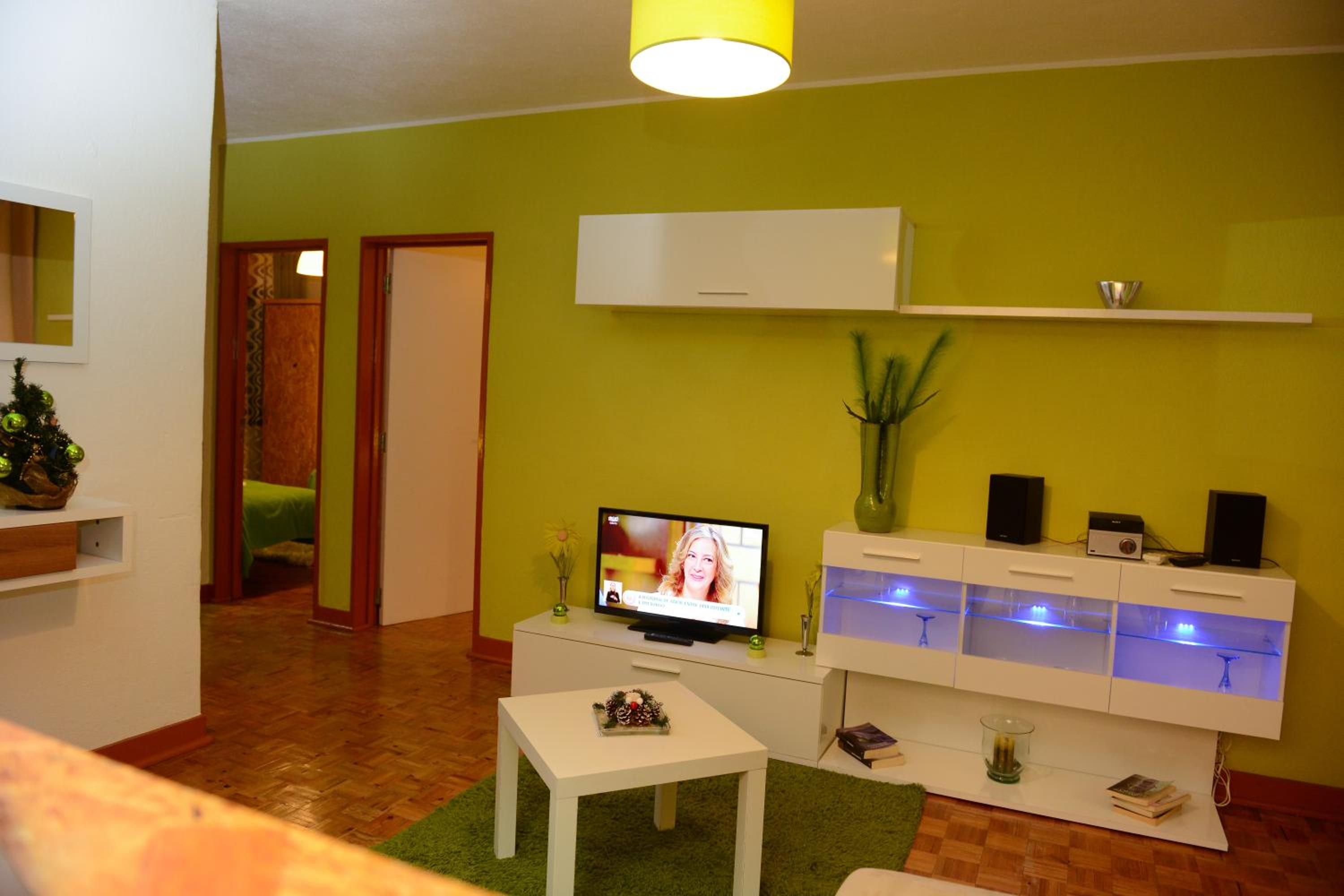 Three-Bedroom Apartment - Photo 1