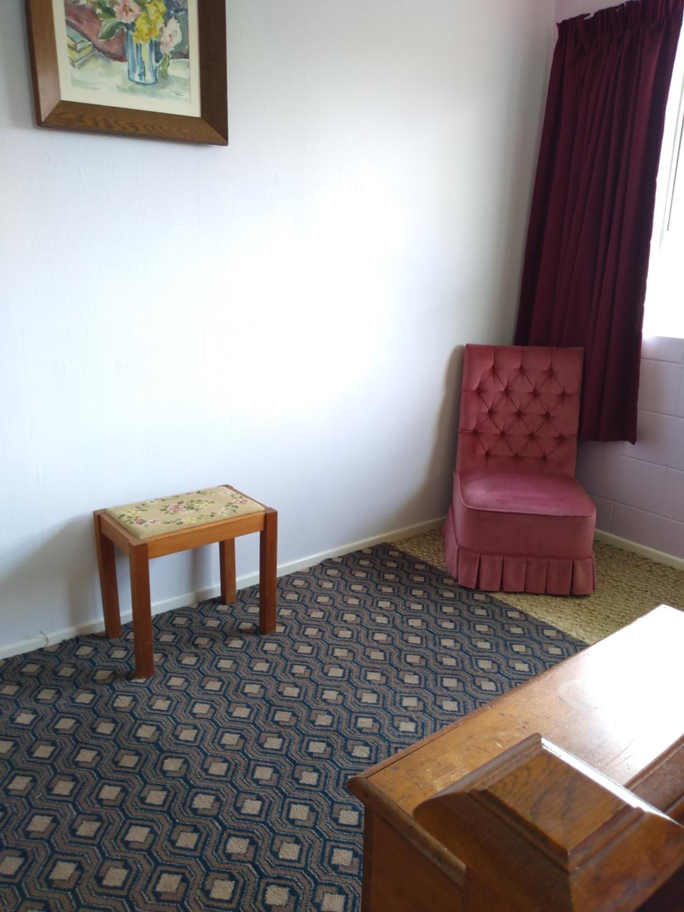 Deluxe Queen Room - Photo 4