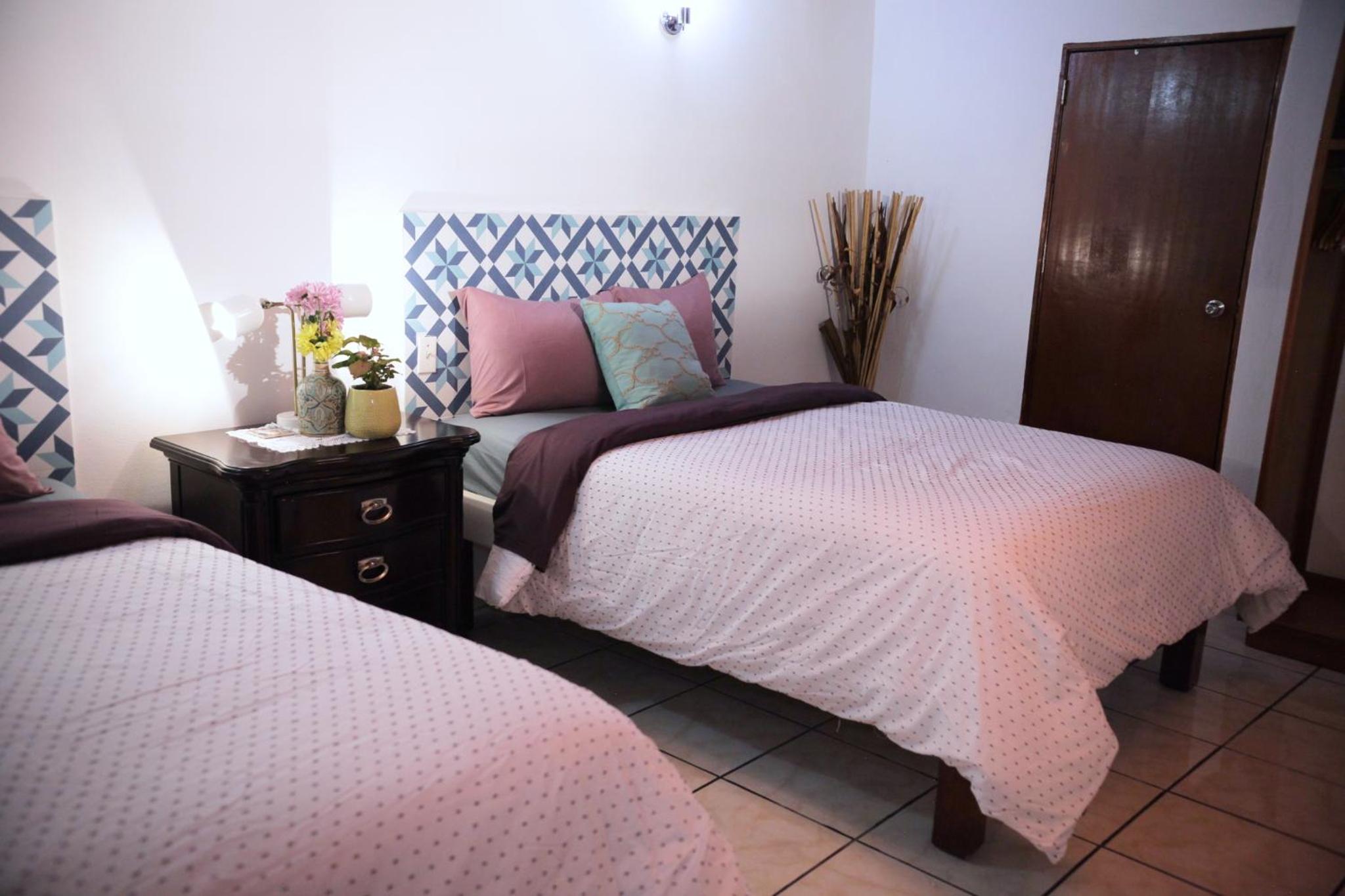 San Jose Room photo 2