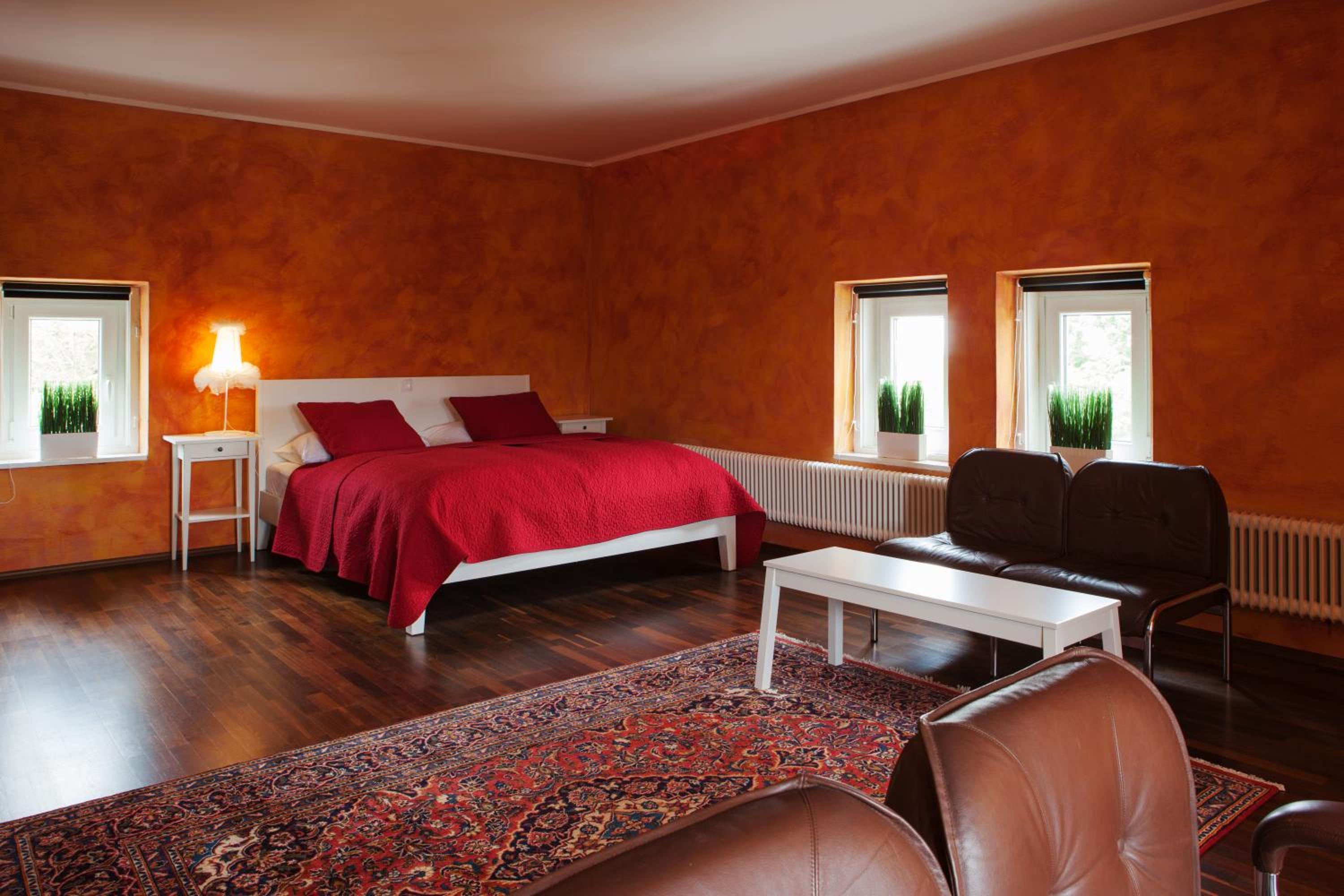Tower Suite - Photo 1