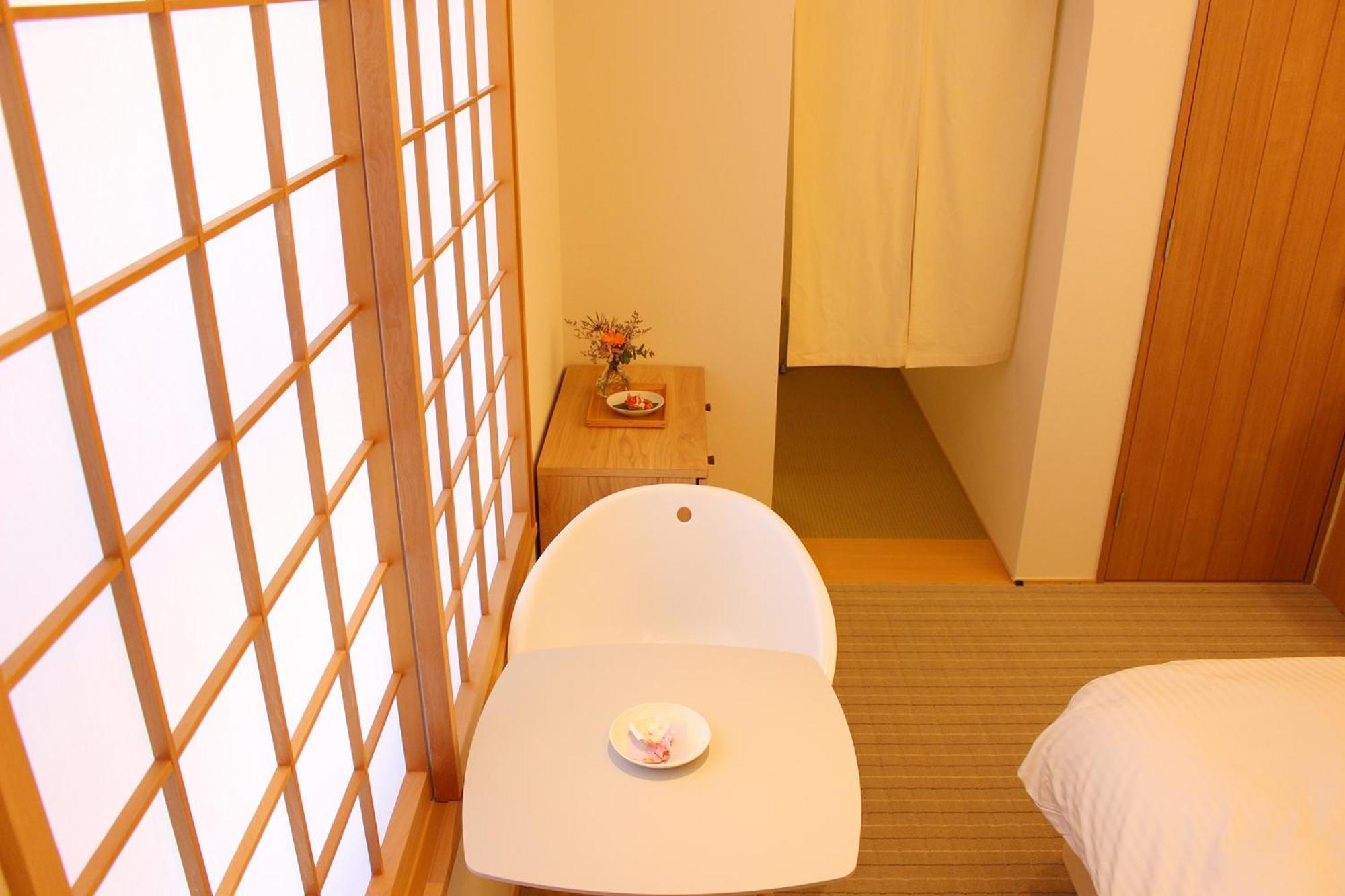 Standard Twin Room photo 3