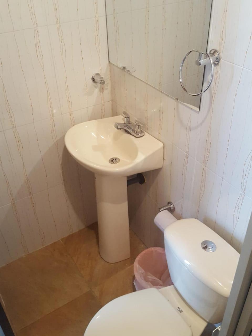 Double Room with Private Bathroom photo 3