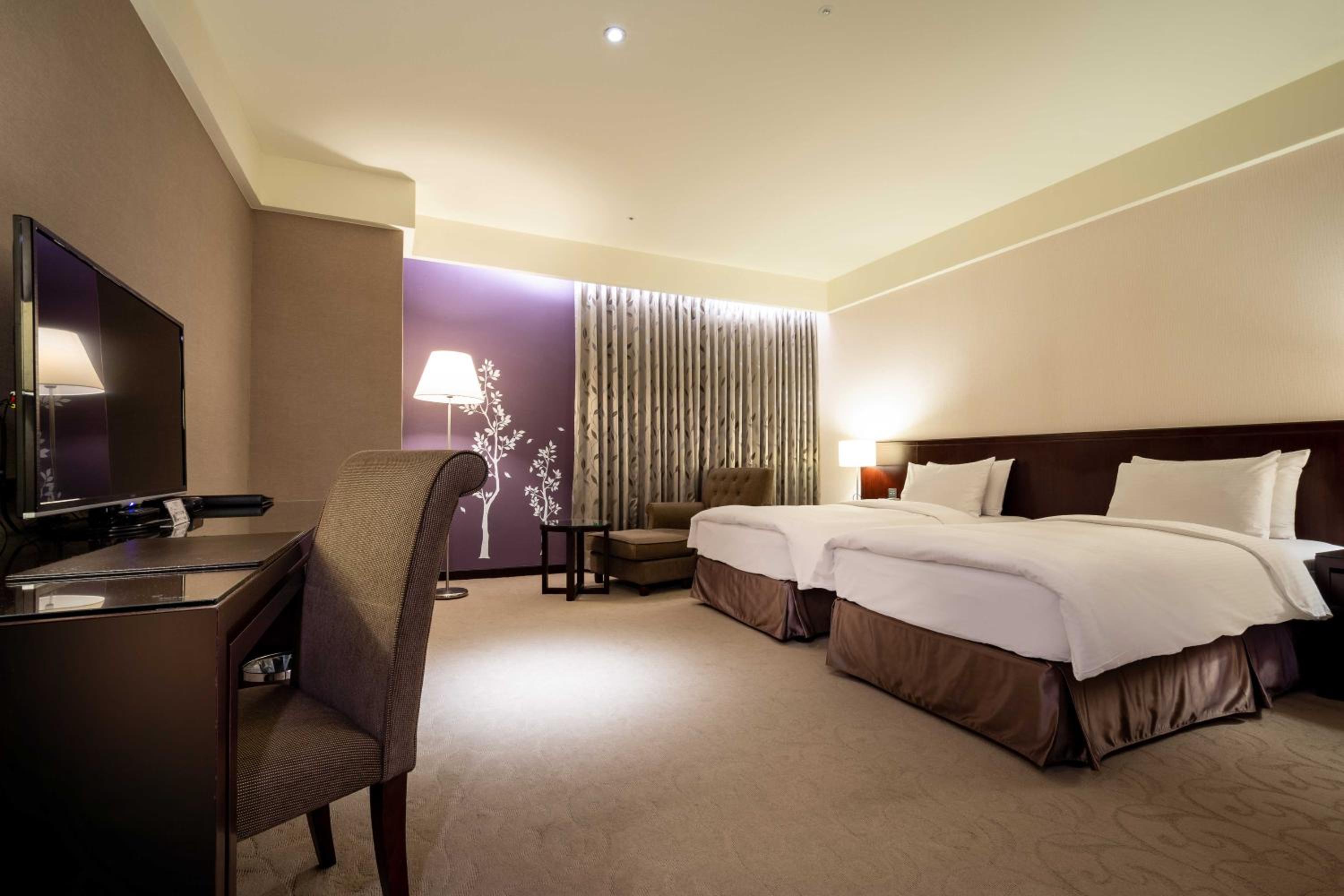 Standard Twin Room - No Window