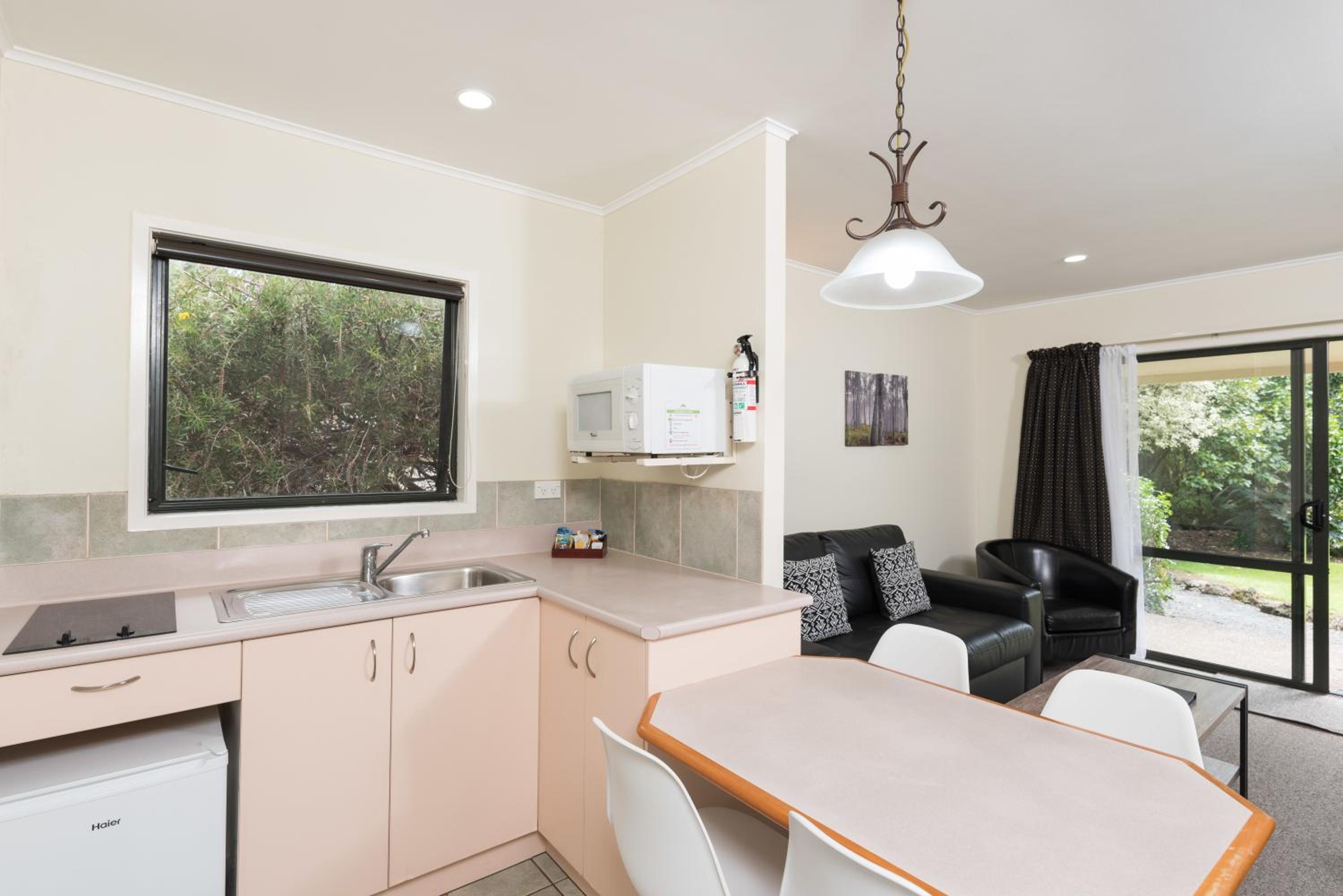 Two-Bedroom Apartment - Photo 6