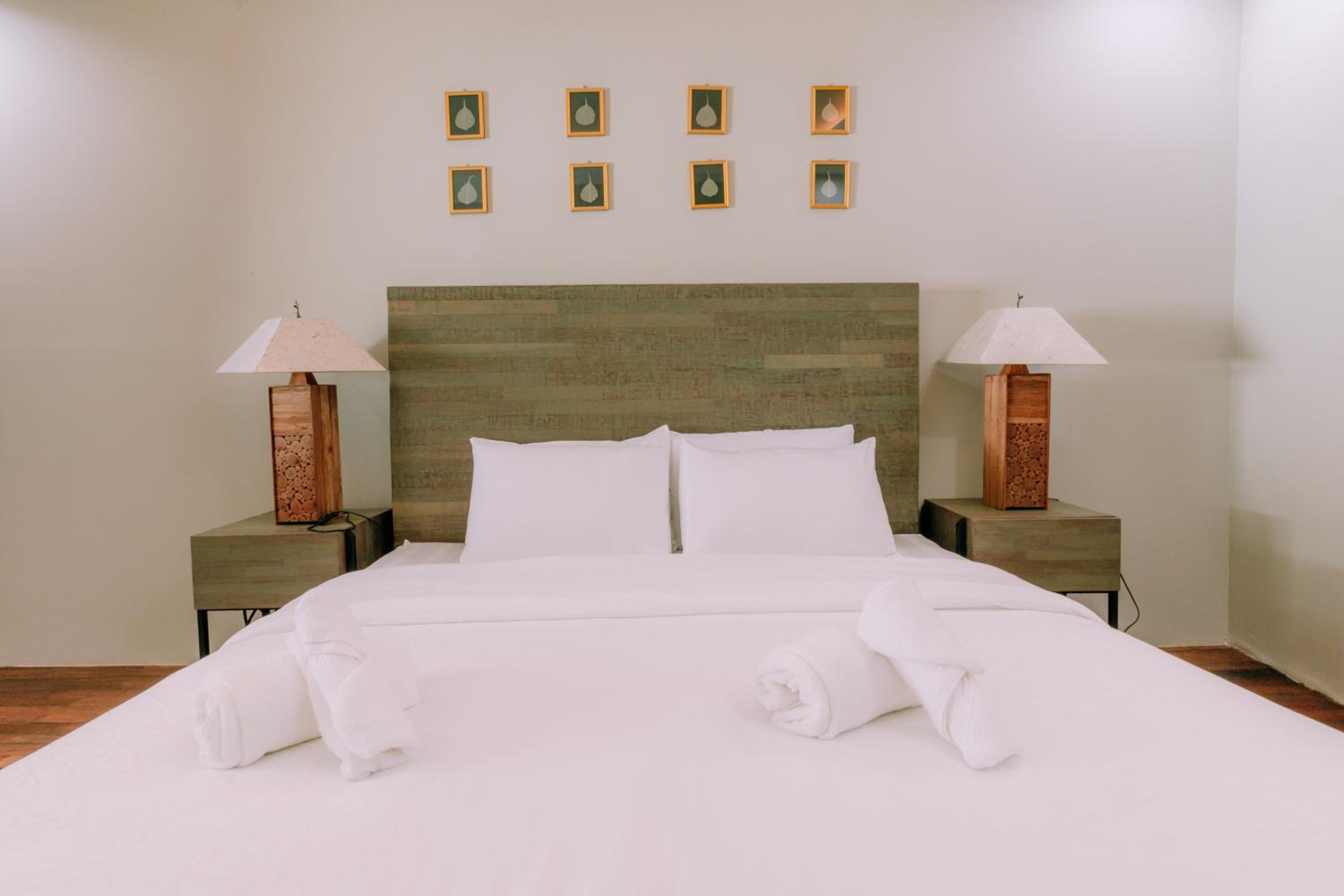One-Bedroom Suite - Photo 6