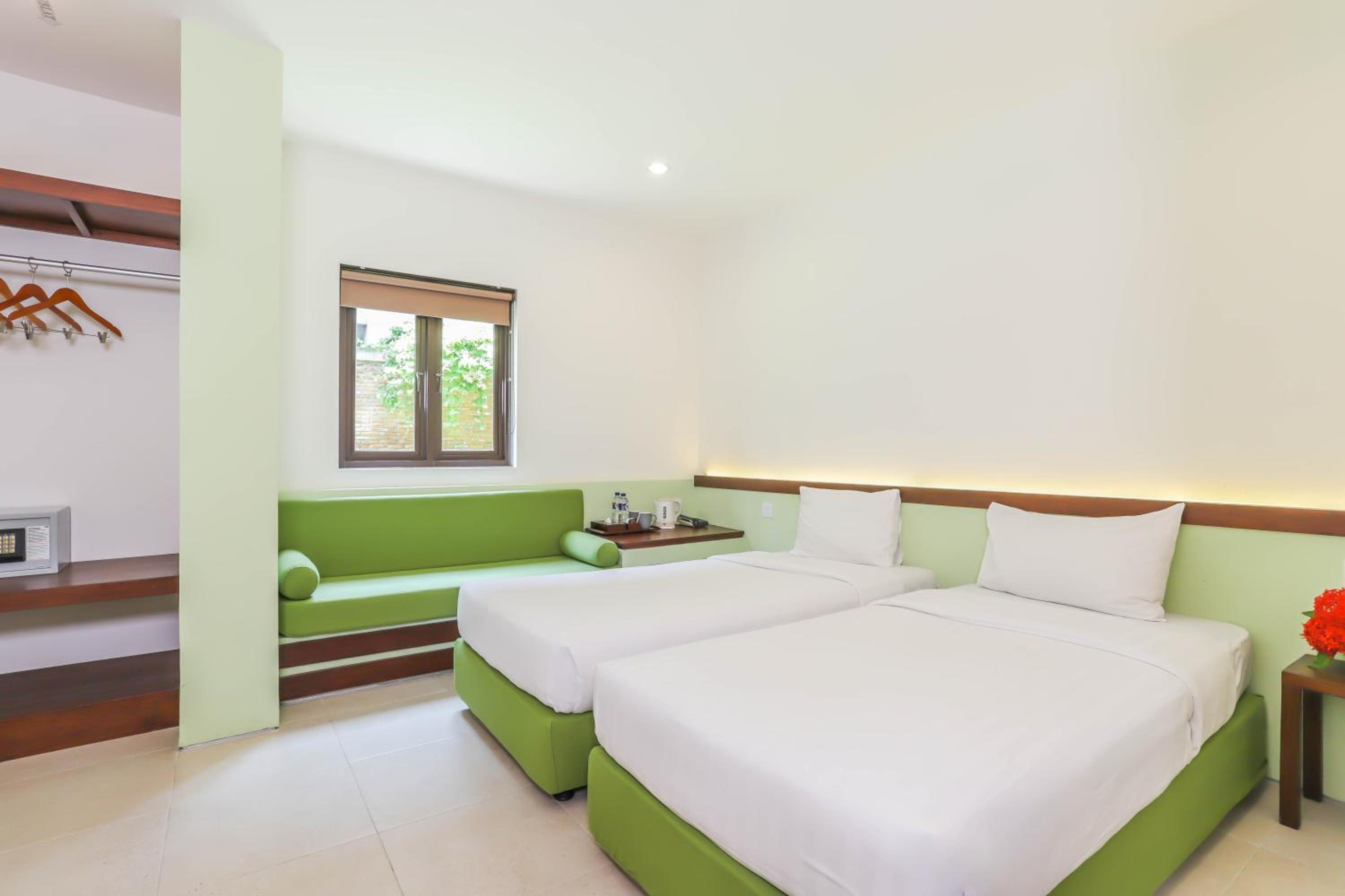 Standard Double or Twin Room photo 3