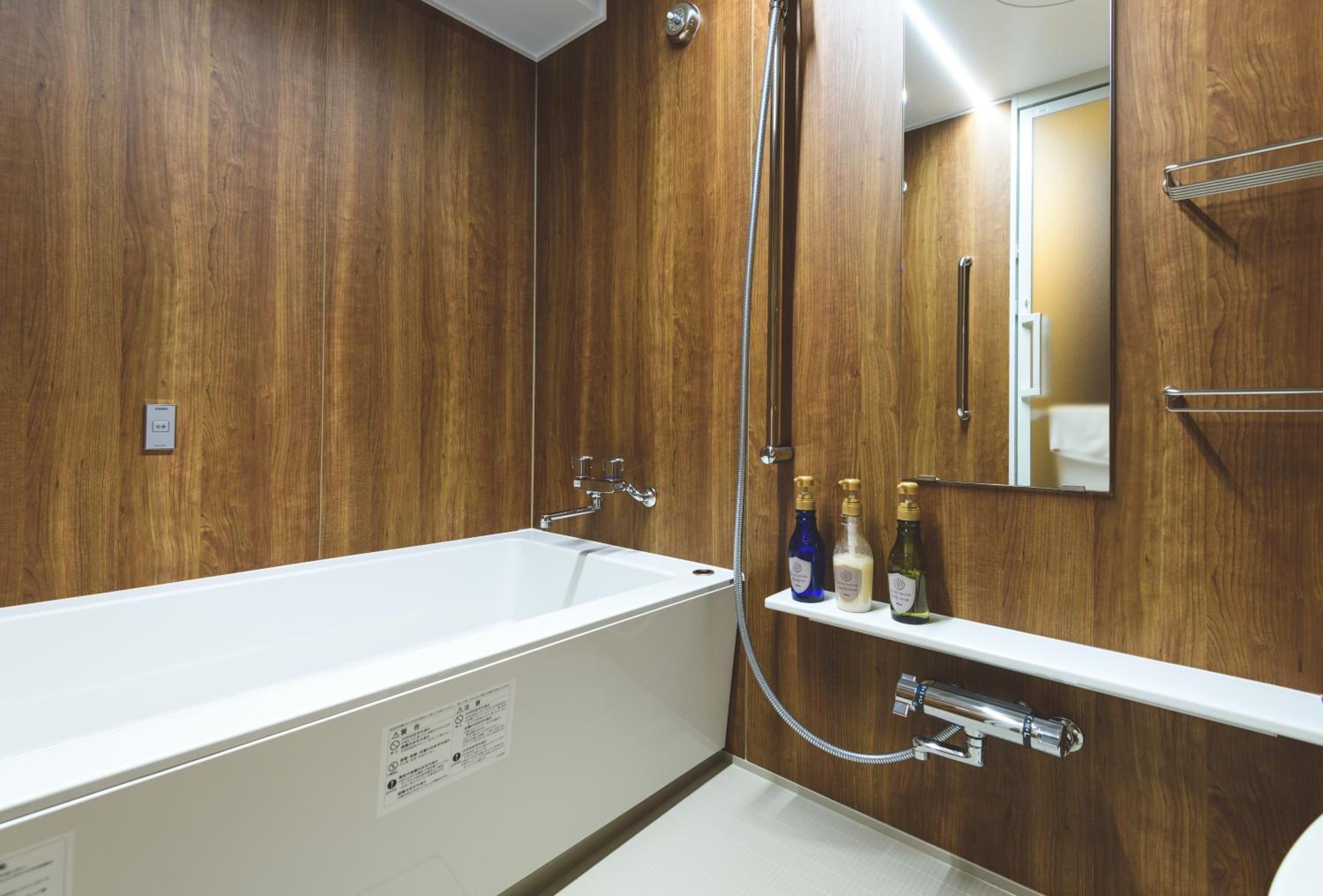Standard Twin Room with Sea View photo 2