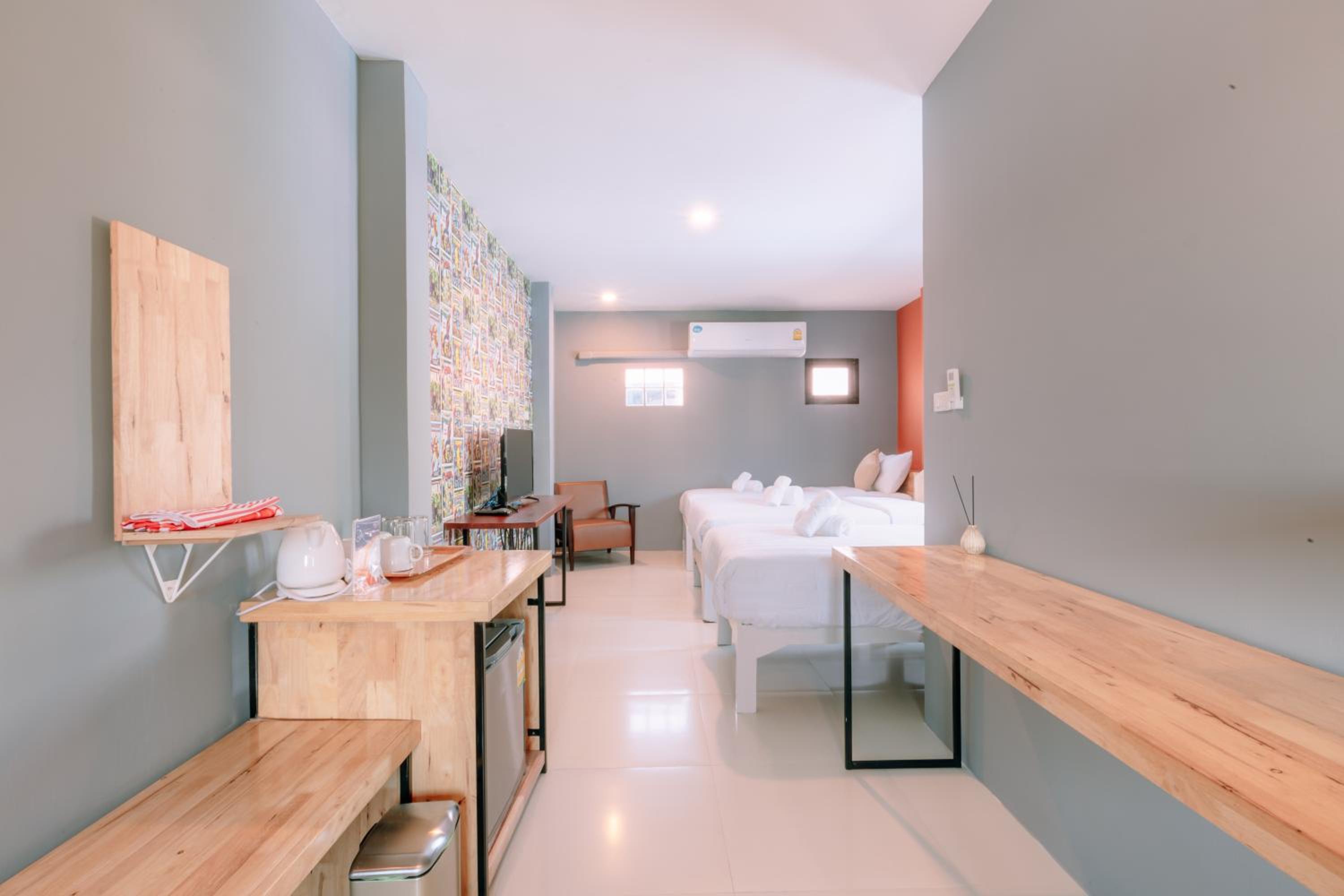Triple Room with Private Bathroom - Photo 15