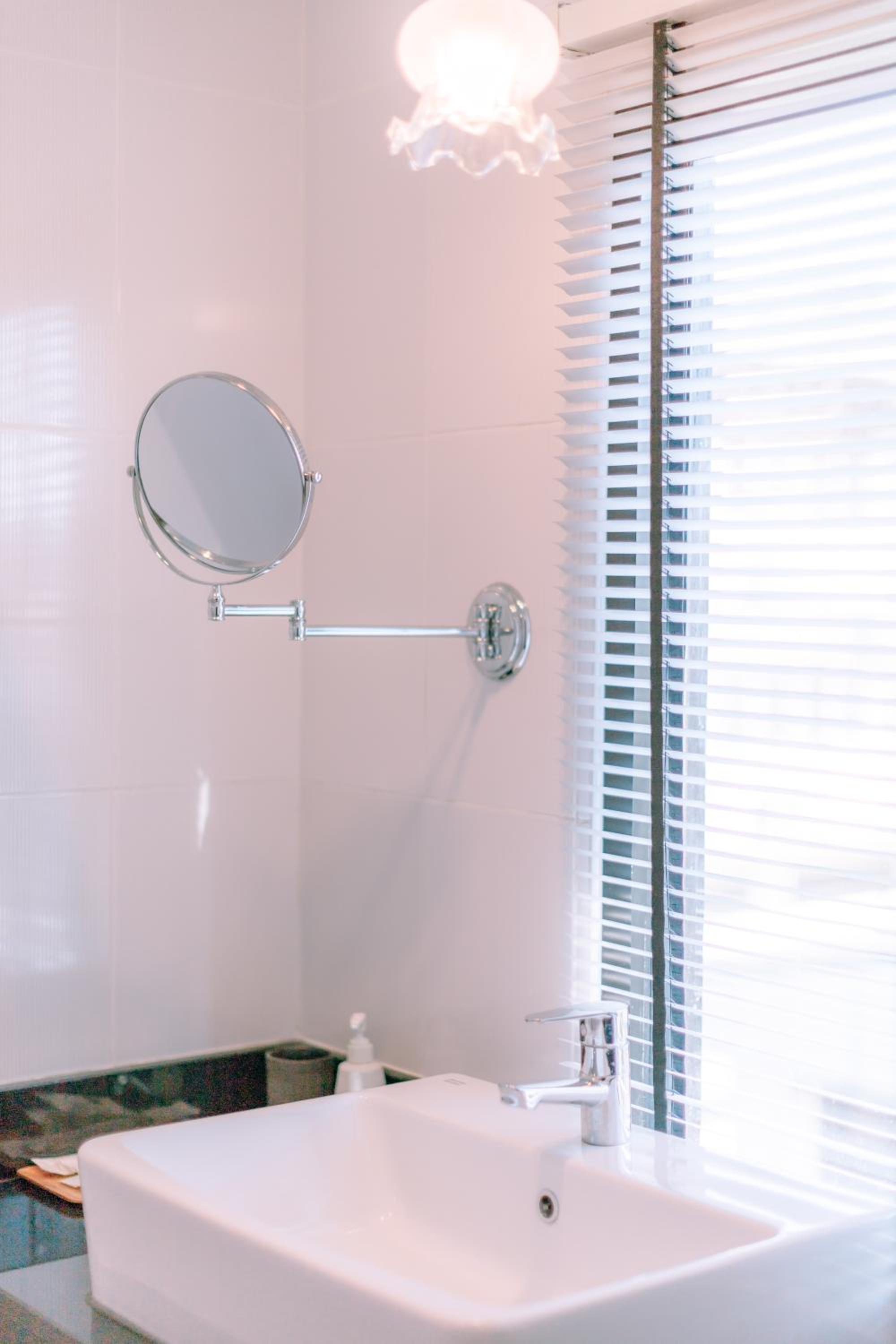 Triple Room with Private Bathroom - Photo 3
